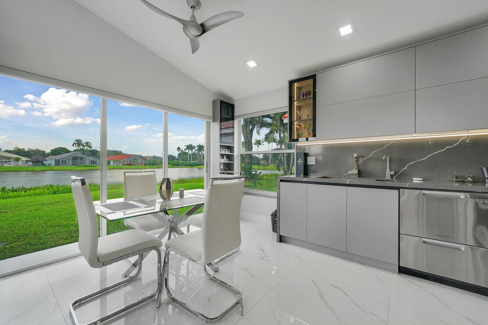 11674 Caracas Boulevard, Boynton Beach, FL 33437 Kitchen Dining