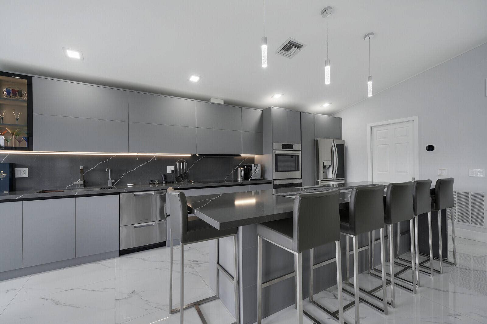 11674 Caracas Boulevard, Boynton Beach, FL 33437 Kitchen
