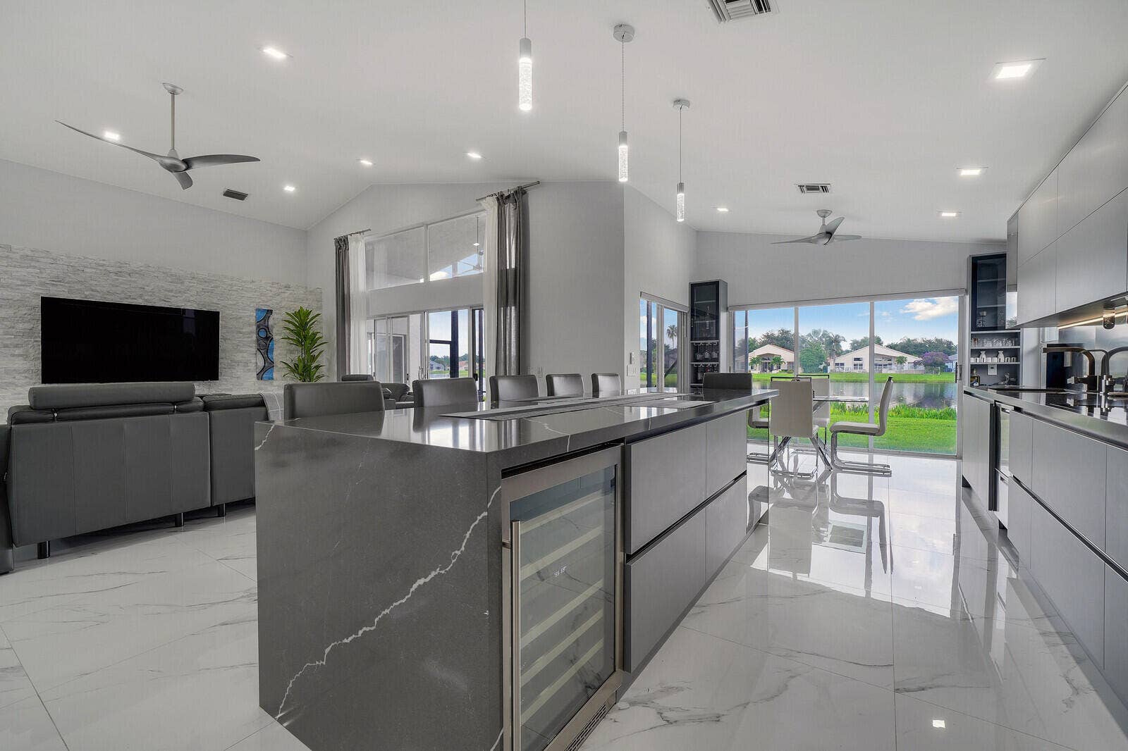 11674 Caracas Boulevard, Boynton Beach, FL 33437 Kitchen