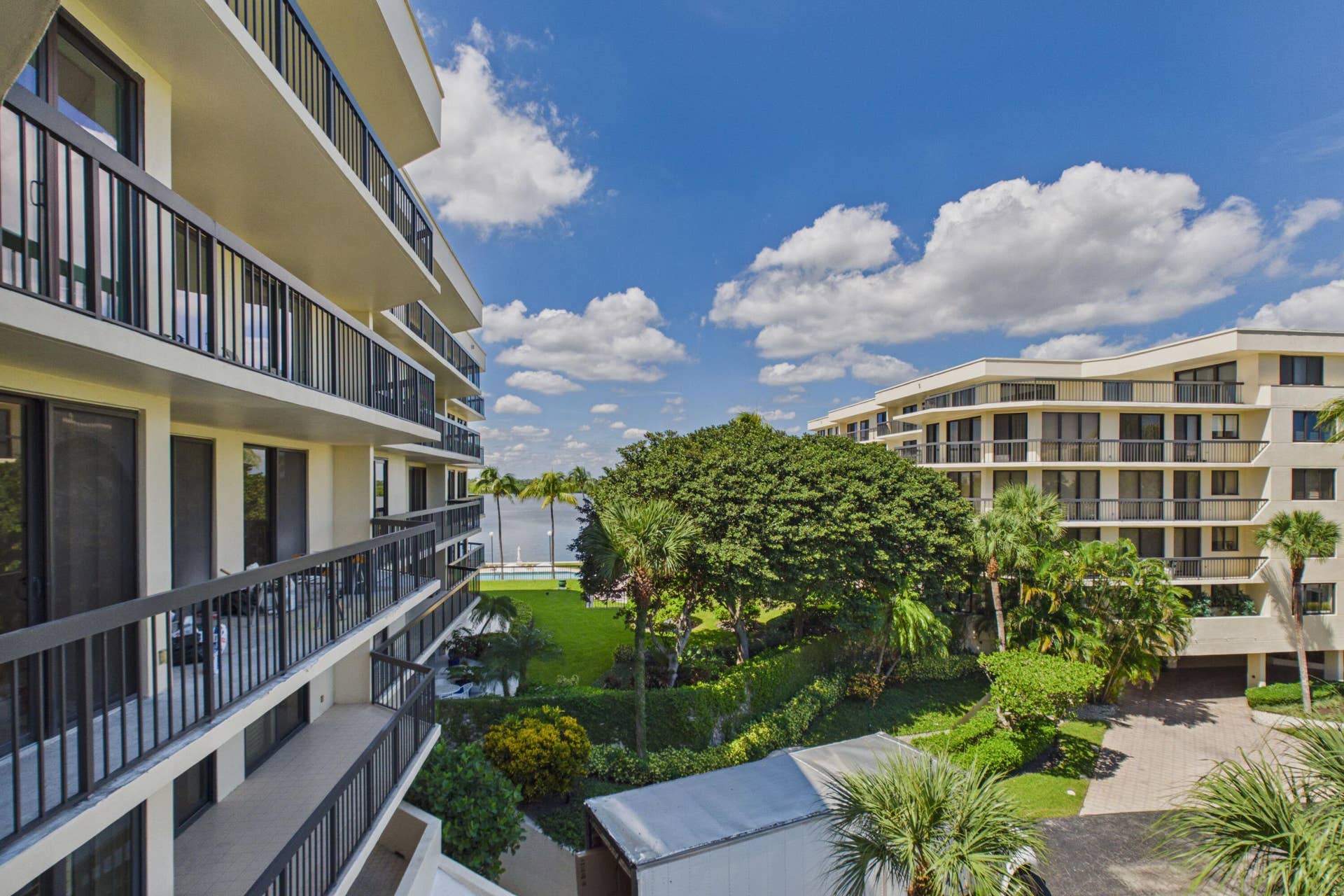 2778 S OCEAN Boulevard, #305S, Palm Beach, FL 33480 305_Sutton_24