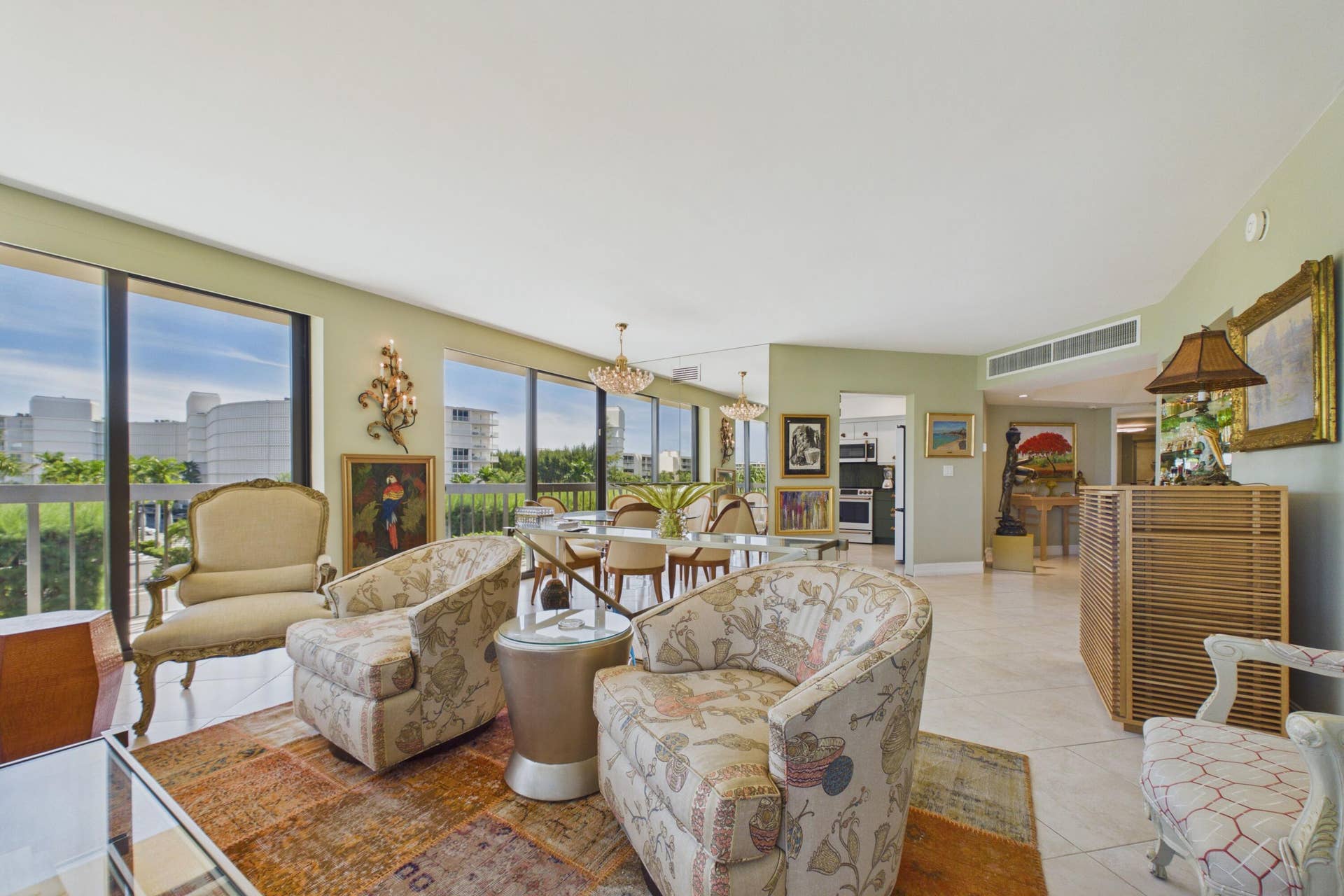 2778 S OCEAN Boulevard, #305S, Palm Beach, FL 33480 Living Room