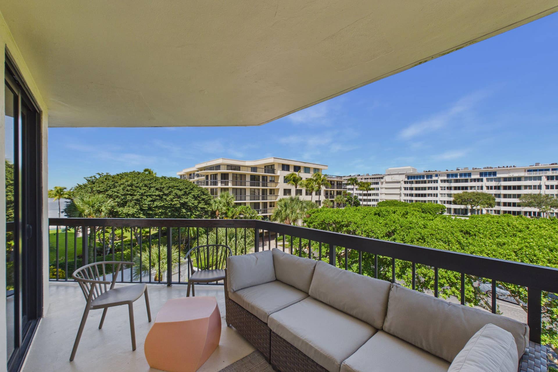2778 S OCEAN Boulevard, #305S, Palm Beach, FL 33480 Wrap around Balcony
