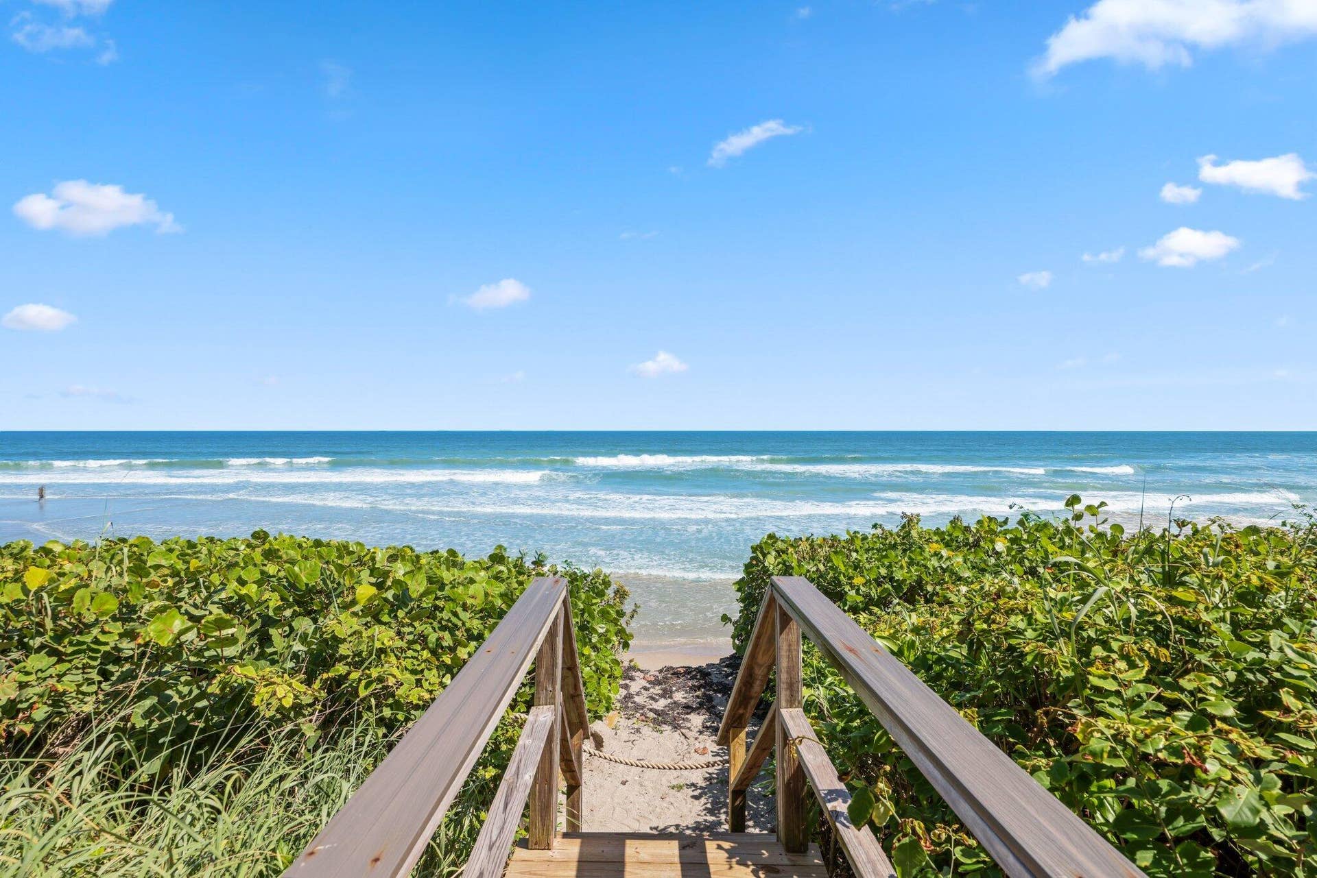 1016 Ocean Drive - 58.jpg-FULL.JPG-SMALL