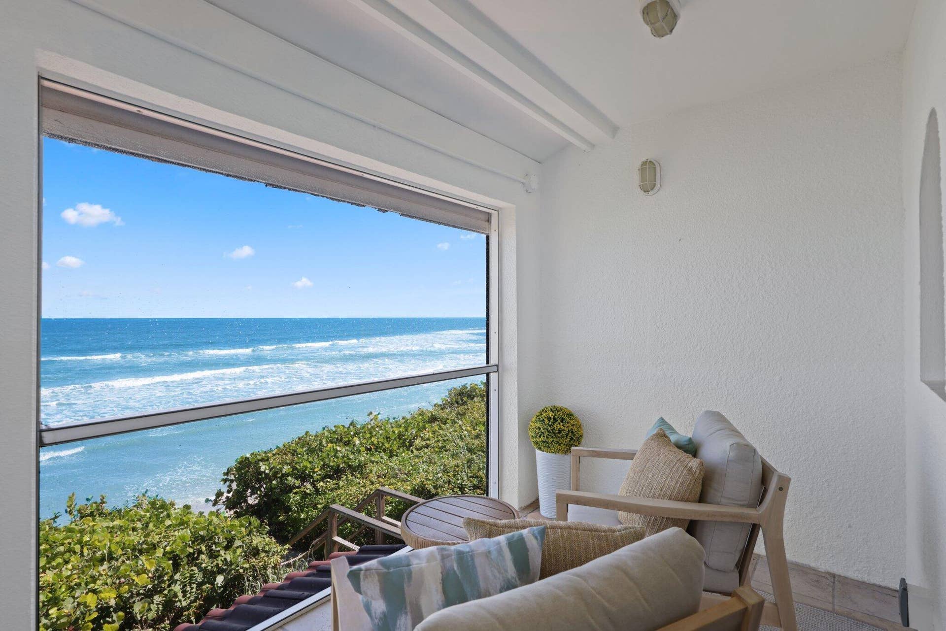 1016 Ocean Drive - 32.jpg-FULL.JPG-SMALL