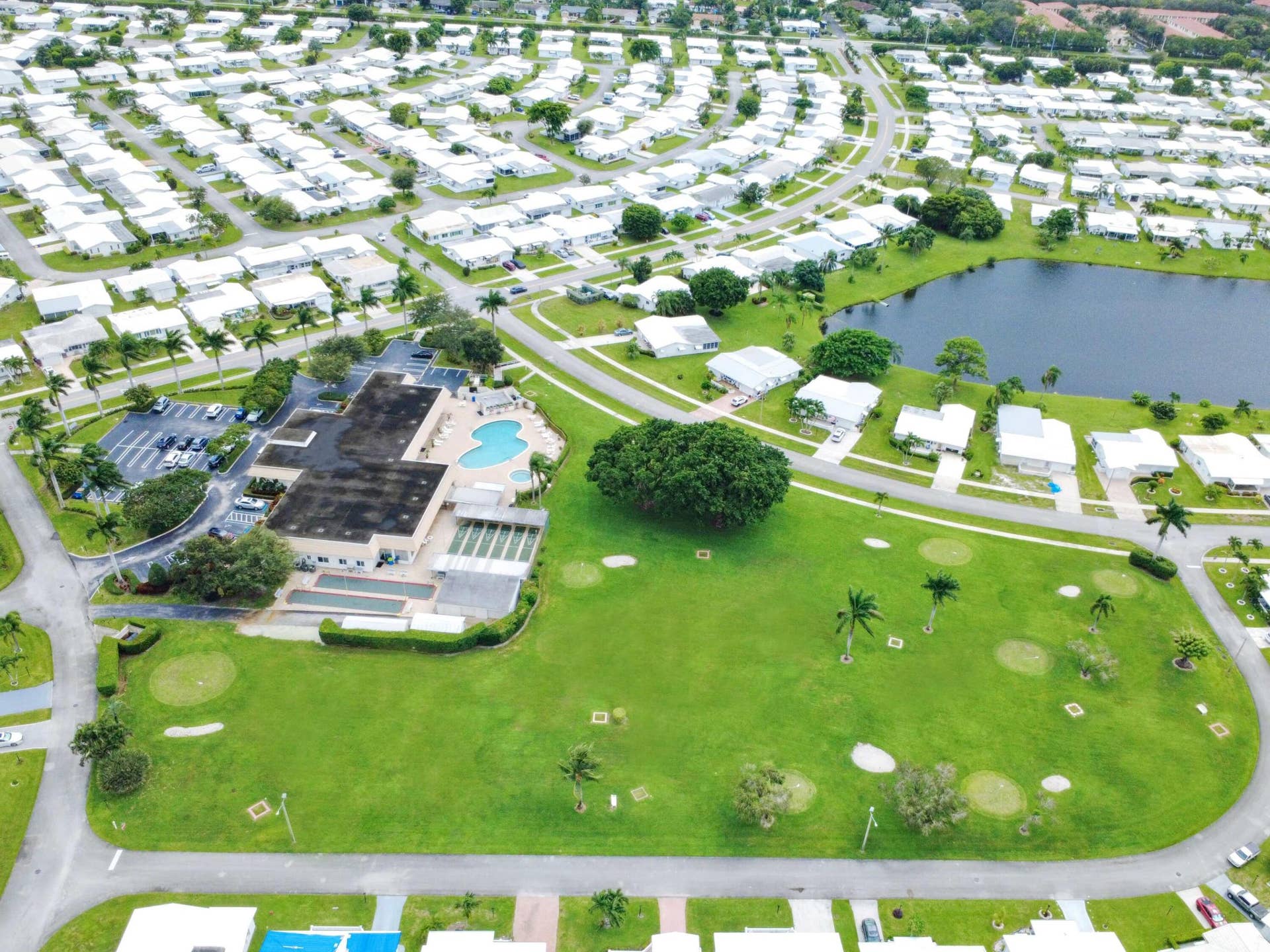 Clubhouse Complex 2