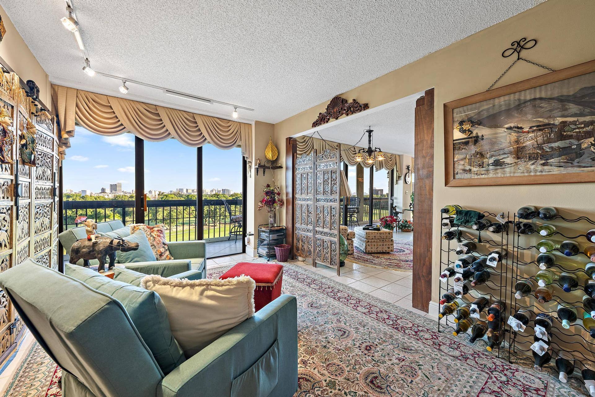 RETREAT DEN