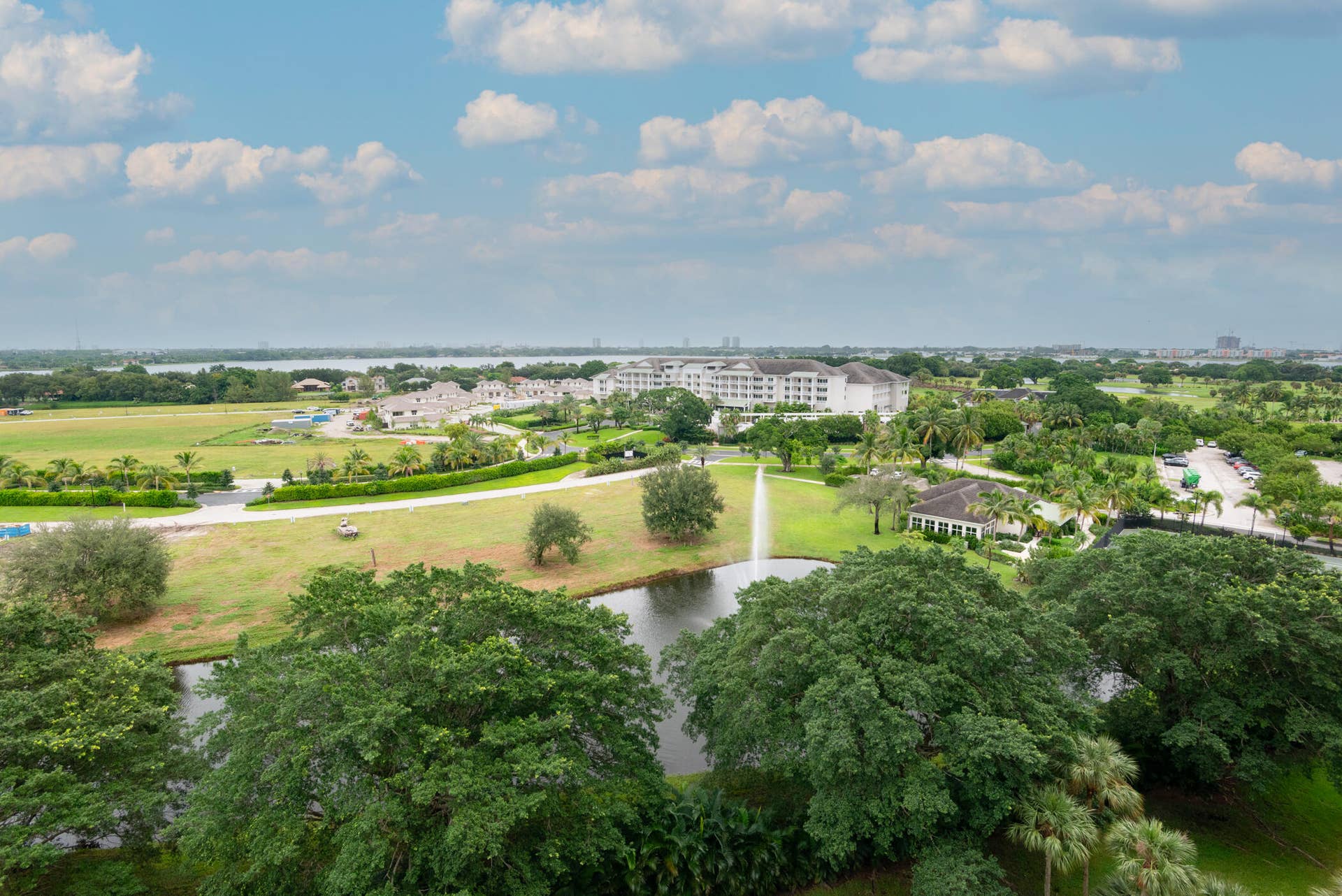 2480 Presidential Way 1103-016 (1)