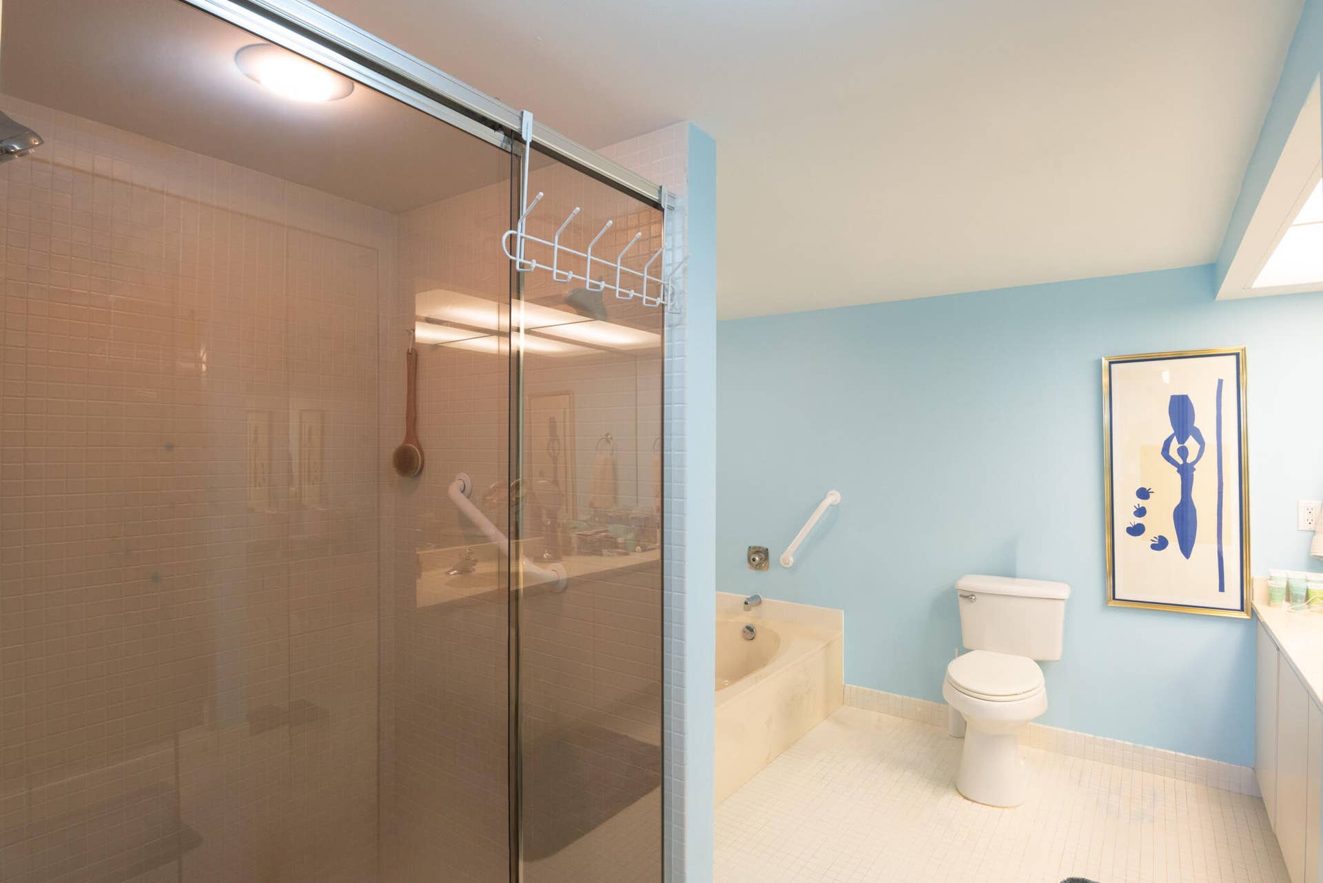 2480 Presidential Way 1103-027