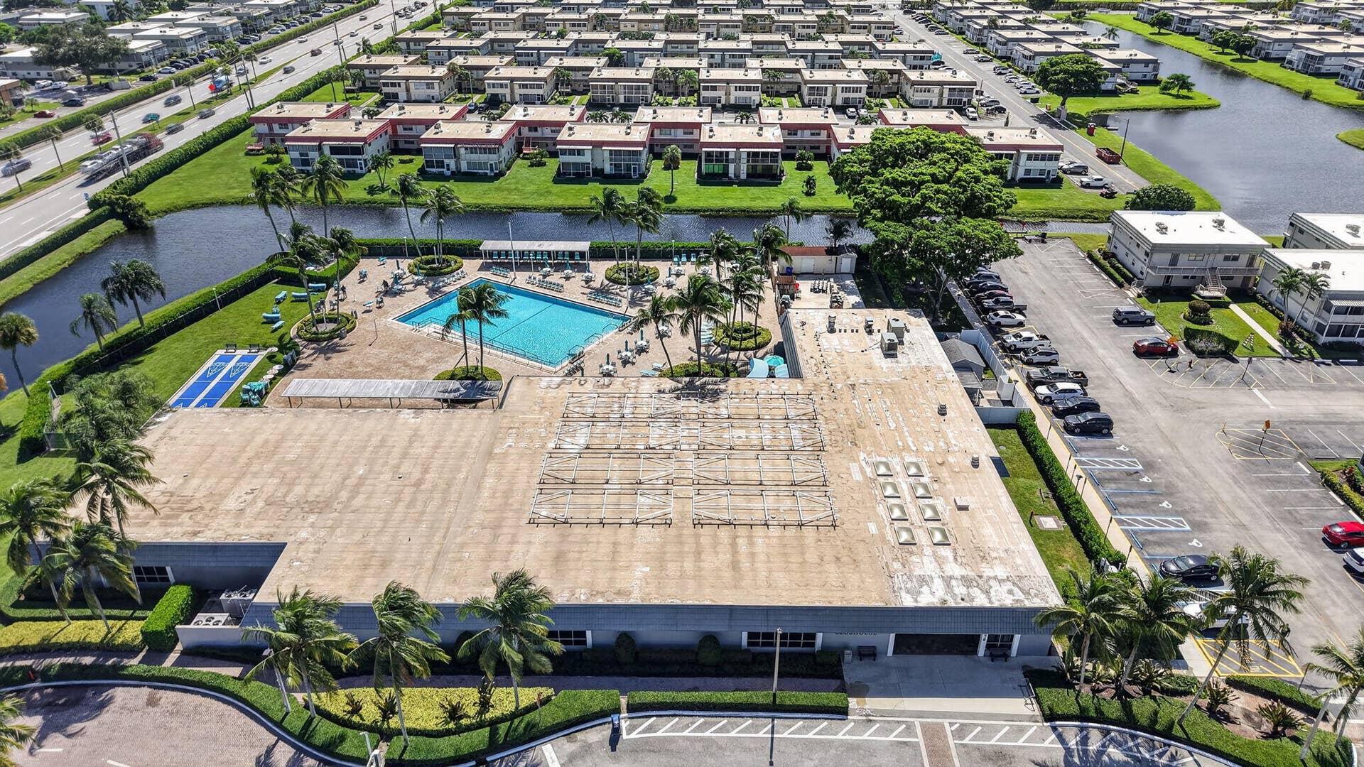385 BURGUNDY I, Delray Beach, FL 33484 63-web-or-mls-DJI_20261019131734_0788_D