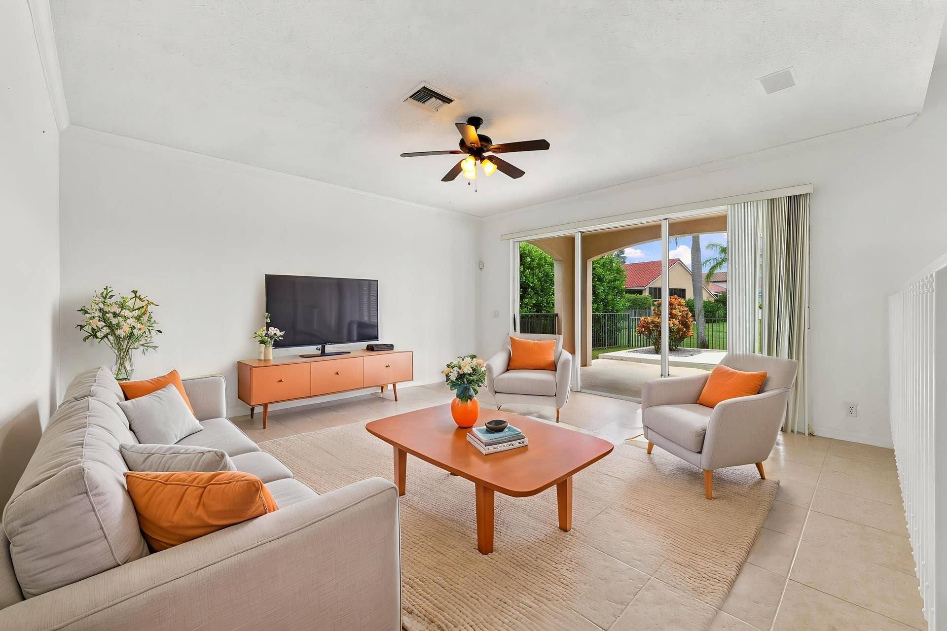 10671 St Thomas Drive, Boca Raton, FL 33498 An impressive combination of high ceilings band architectural details creates a wonderful space for entertaining and everyday enjoyment.