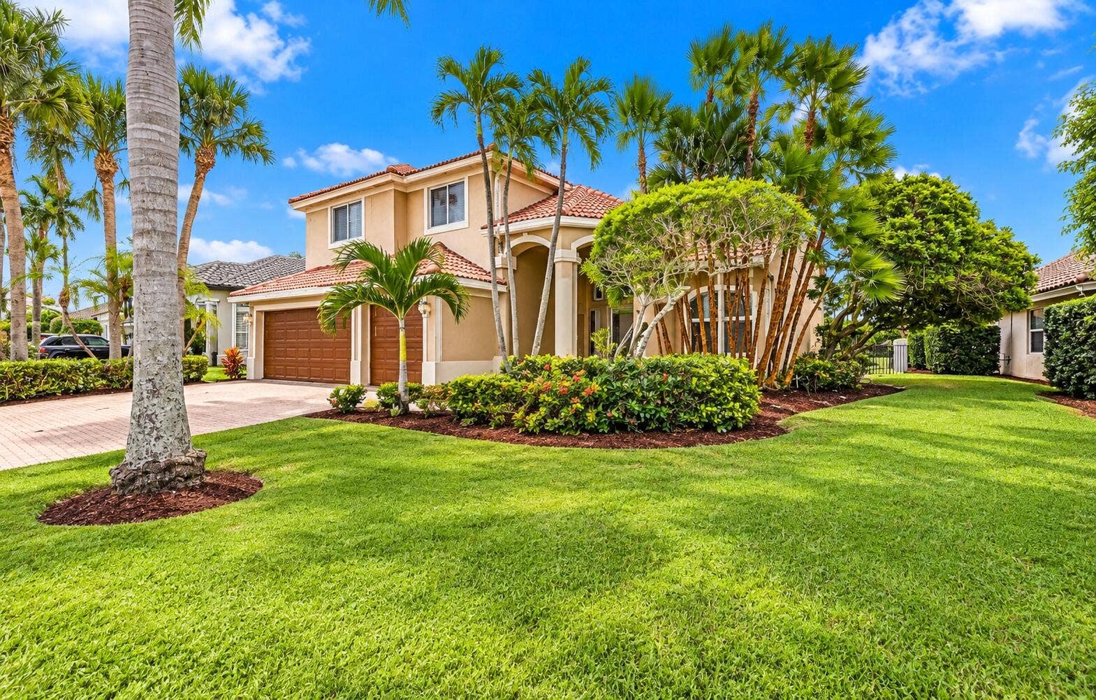 10671 St Thomas Drive, Boca Raton, FL 33498 Experience waterfront living at its finest in the highly sought-after community of Boca Isles South! Perfectly situated on the water, this impressive two-story residence offers 4 spacious bedrooms, 3 full bathrooms, 2,935 square feet of living space, and a rare 3-car garage.