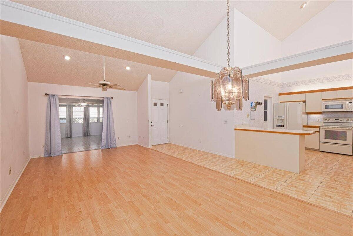 2610 SE Tropical E Circle, Port St Lucie, FL 34952 Dining-living-kitchen