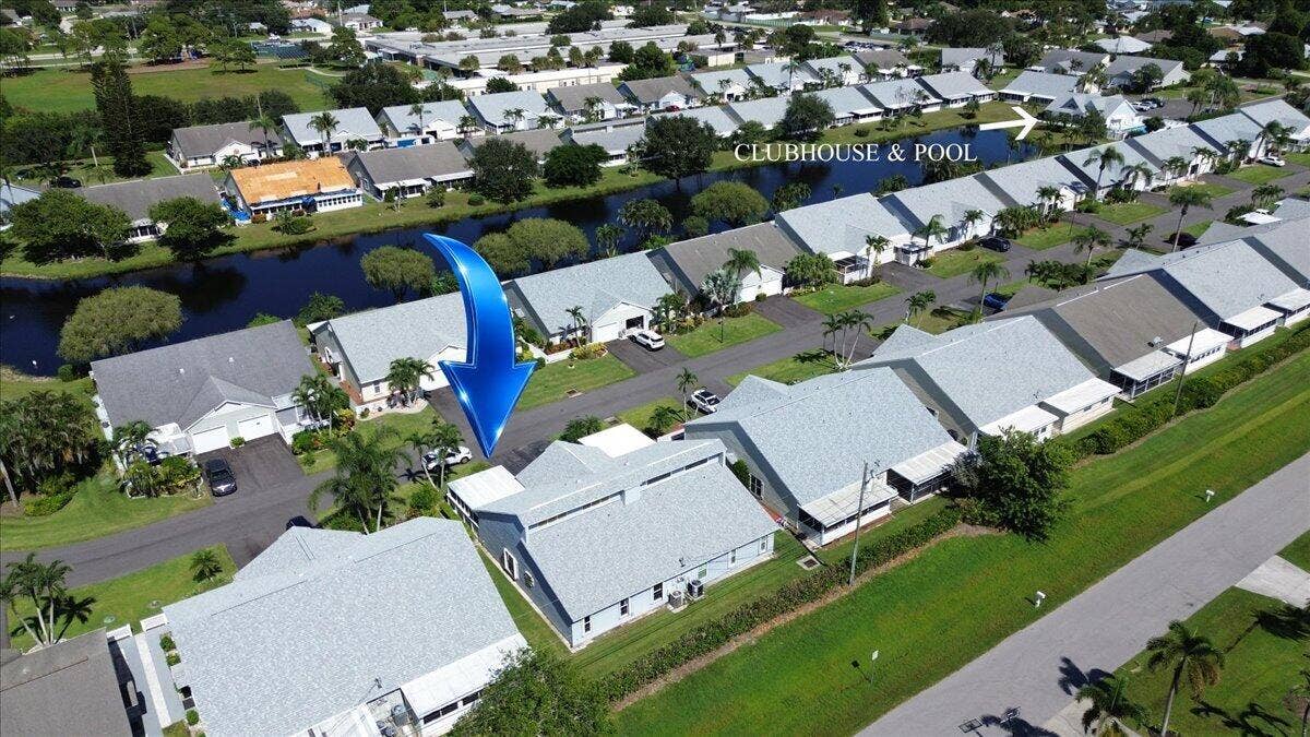 2610 SE Tropical E Circle, Port St Lucie, FL 34952 Aerial view