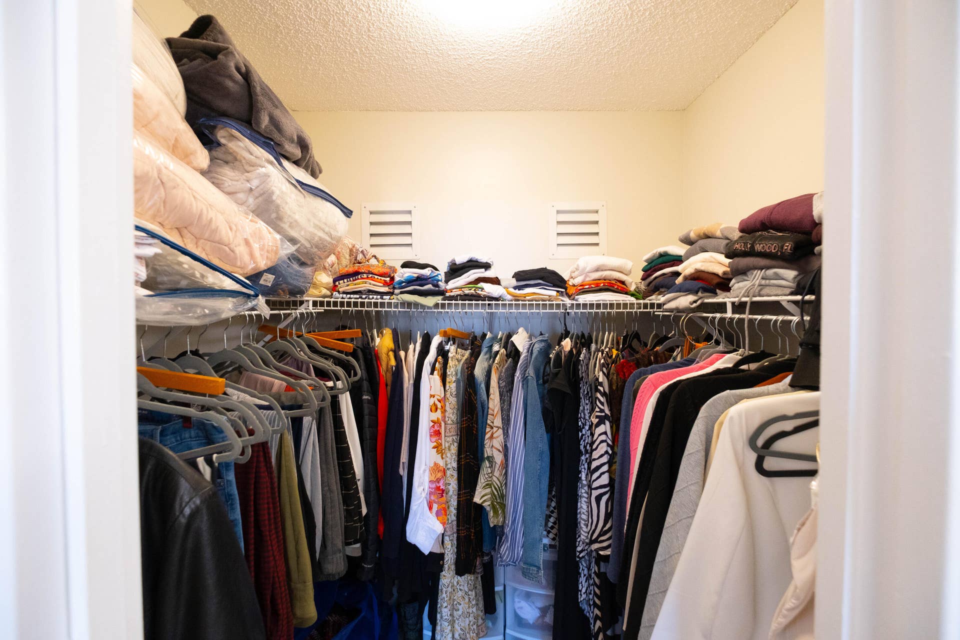 4 ROYAL PALM Way, #6050, Boca Raton, FL 33432 BOCA BAYOU CLOSET