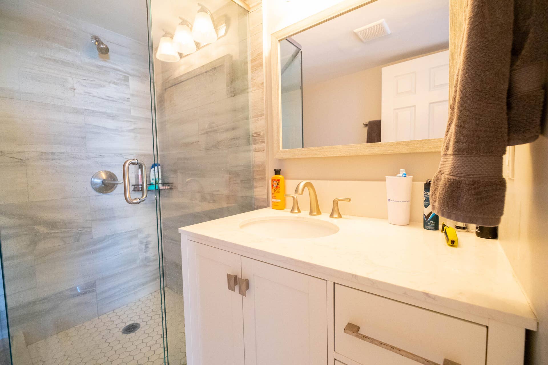 4 ROYAL PALM Way, #6050, Boca Raton, FL 33432 BOCA BAYOU 2ND BATHROOM 2