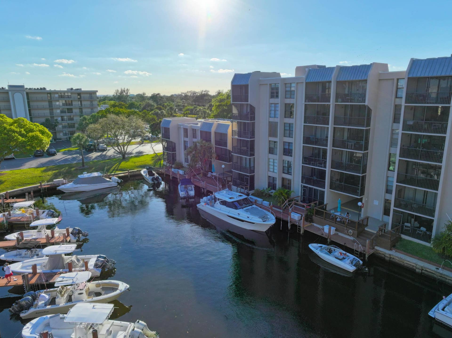 4 ROYAL PALM Way, #6050, Boca Raton, FL 33432 BOCA BAYOU CANAL 1