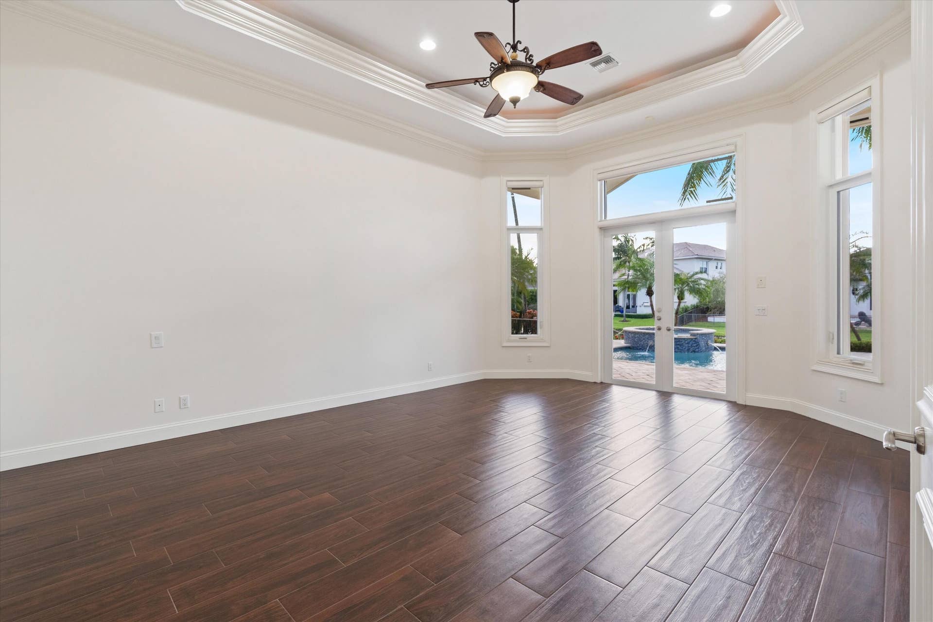Primary Suite w Motorized Shades