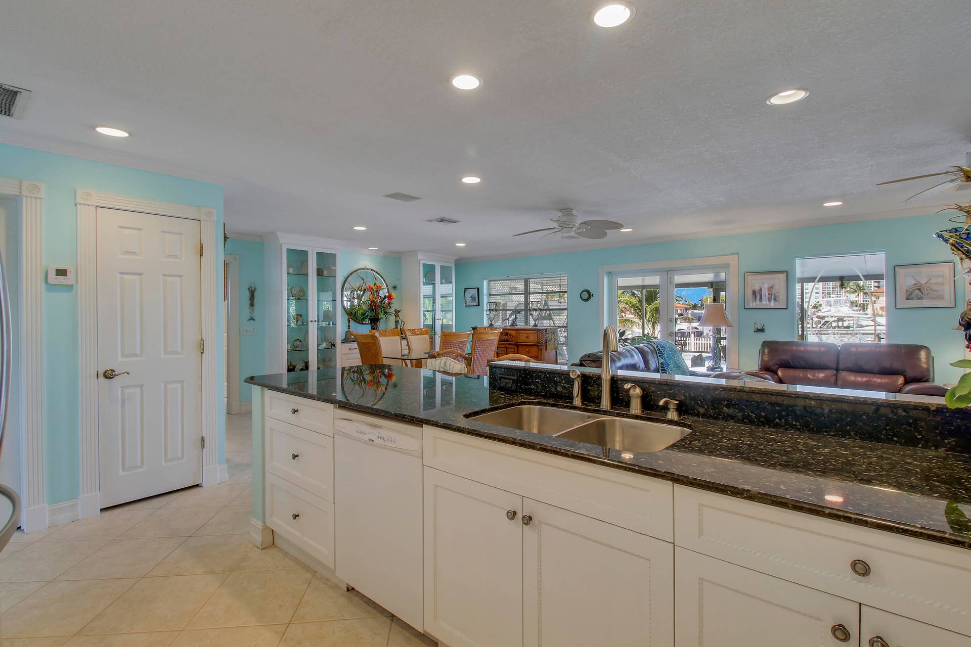 110 Shore Drive, Riviera Beach, FL 33404 Kitchen