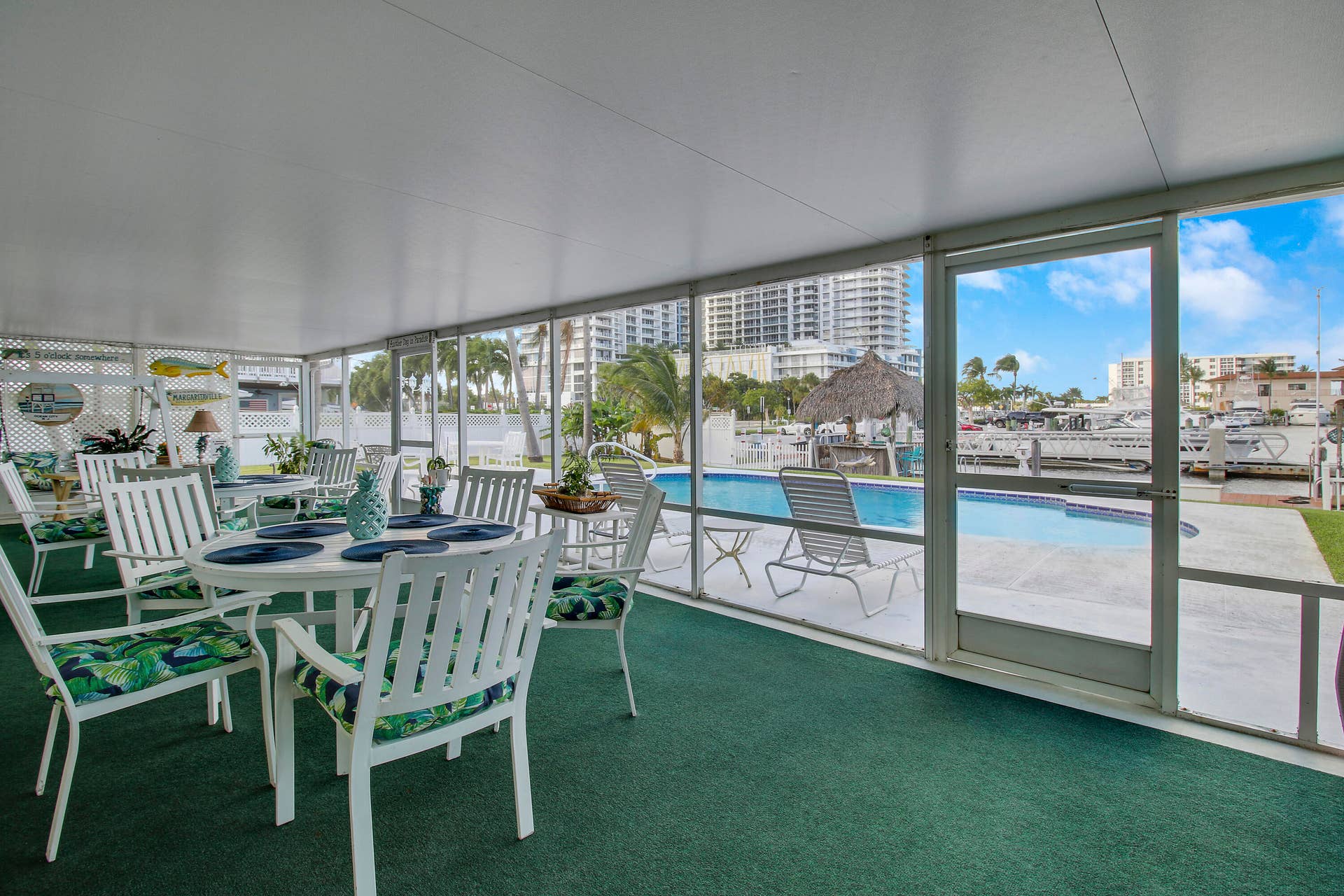 110 Shore Drive, Riviera Beach, FL 33404 Screened Patio