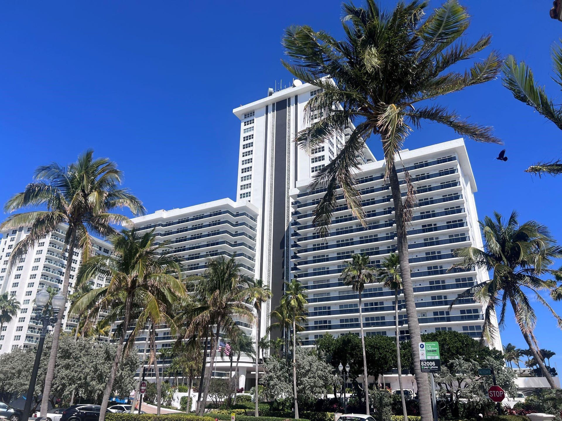 3500 GALT OCEAN Drive, #1103, Fort Lauderdale, FL 33308 Photo 2