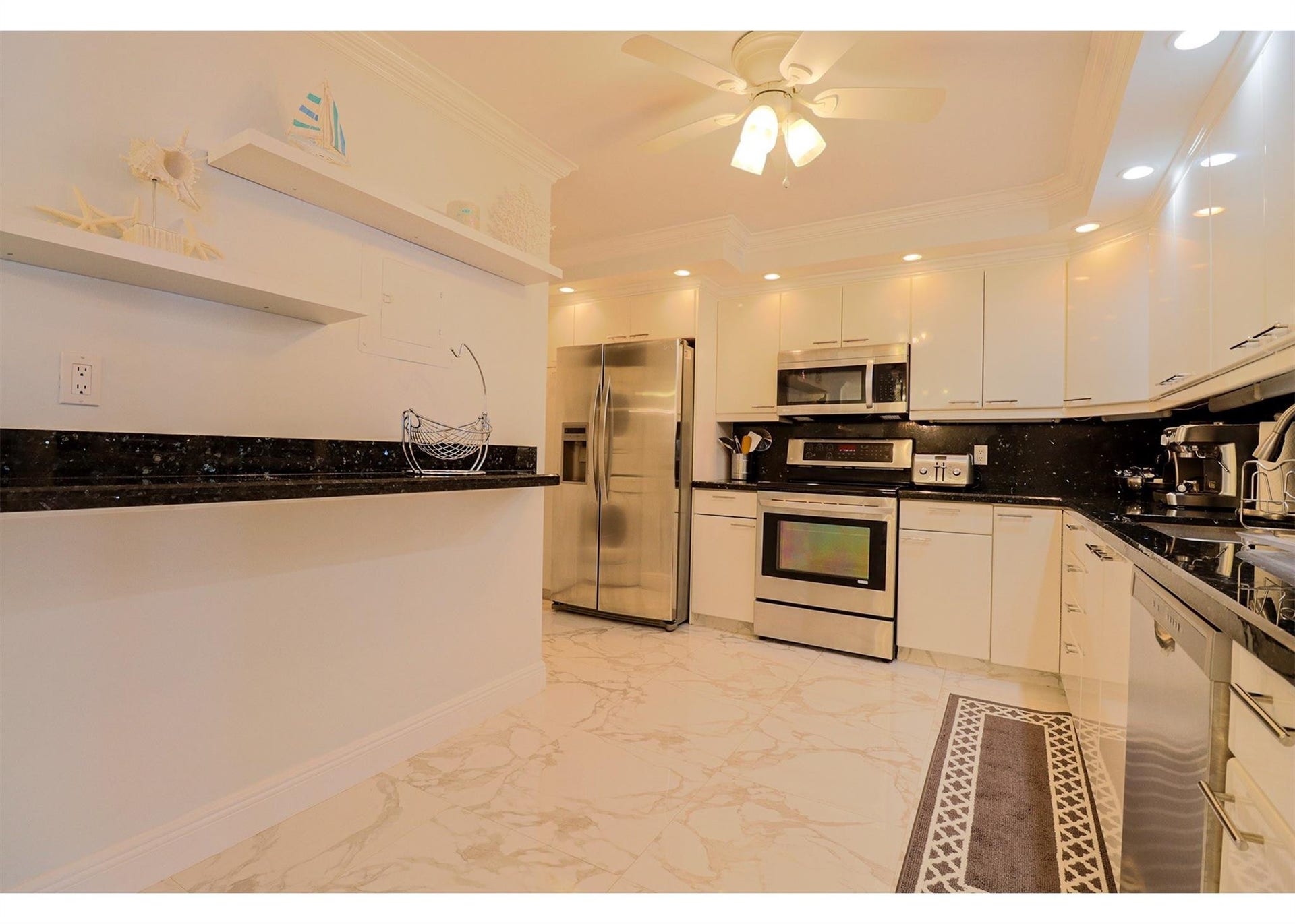 3500 GALT OCEAN Drive, #1103, Fort Lauderdale, FL 33308 Photo 11