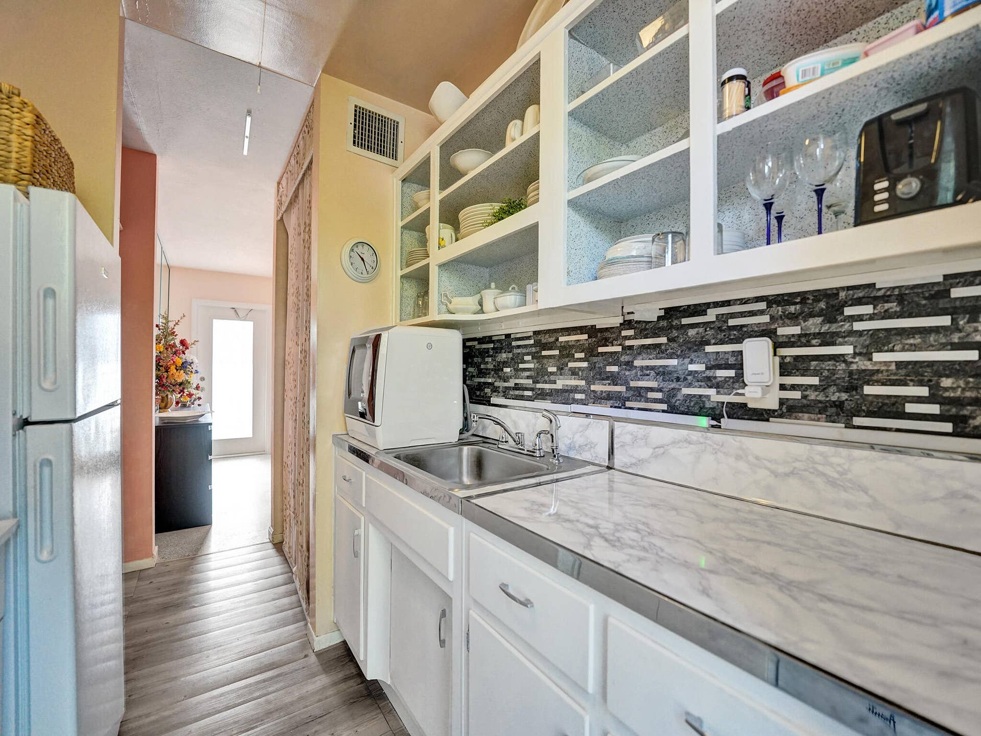 1115 SE 14TH Place, #19C, Fort Lauderdale, FL 33316 DSC06332