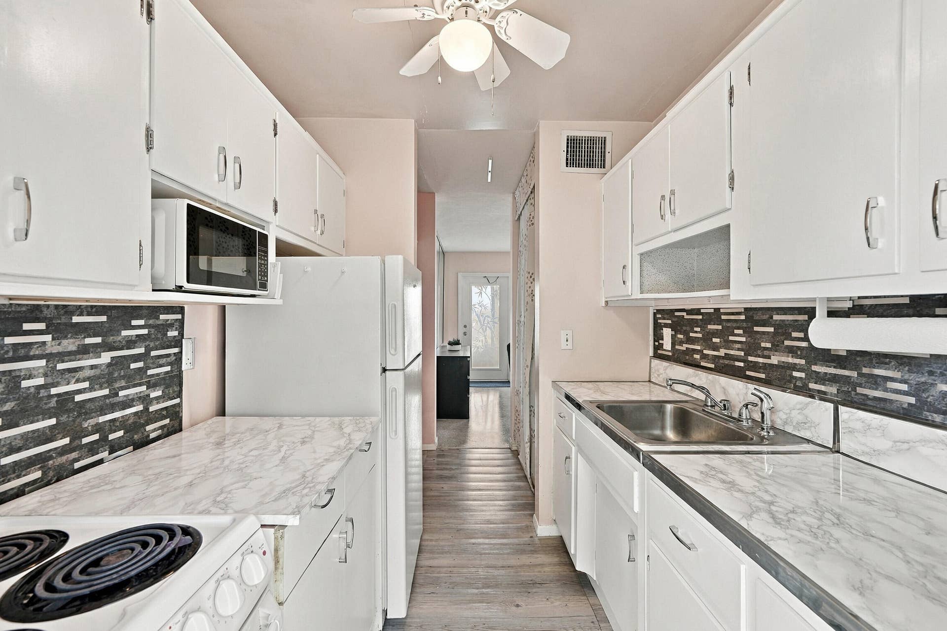 1115 SE 14TH Place, #19C, Fort Lauderdale, FL 33316 07_dsc08330