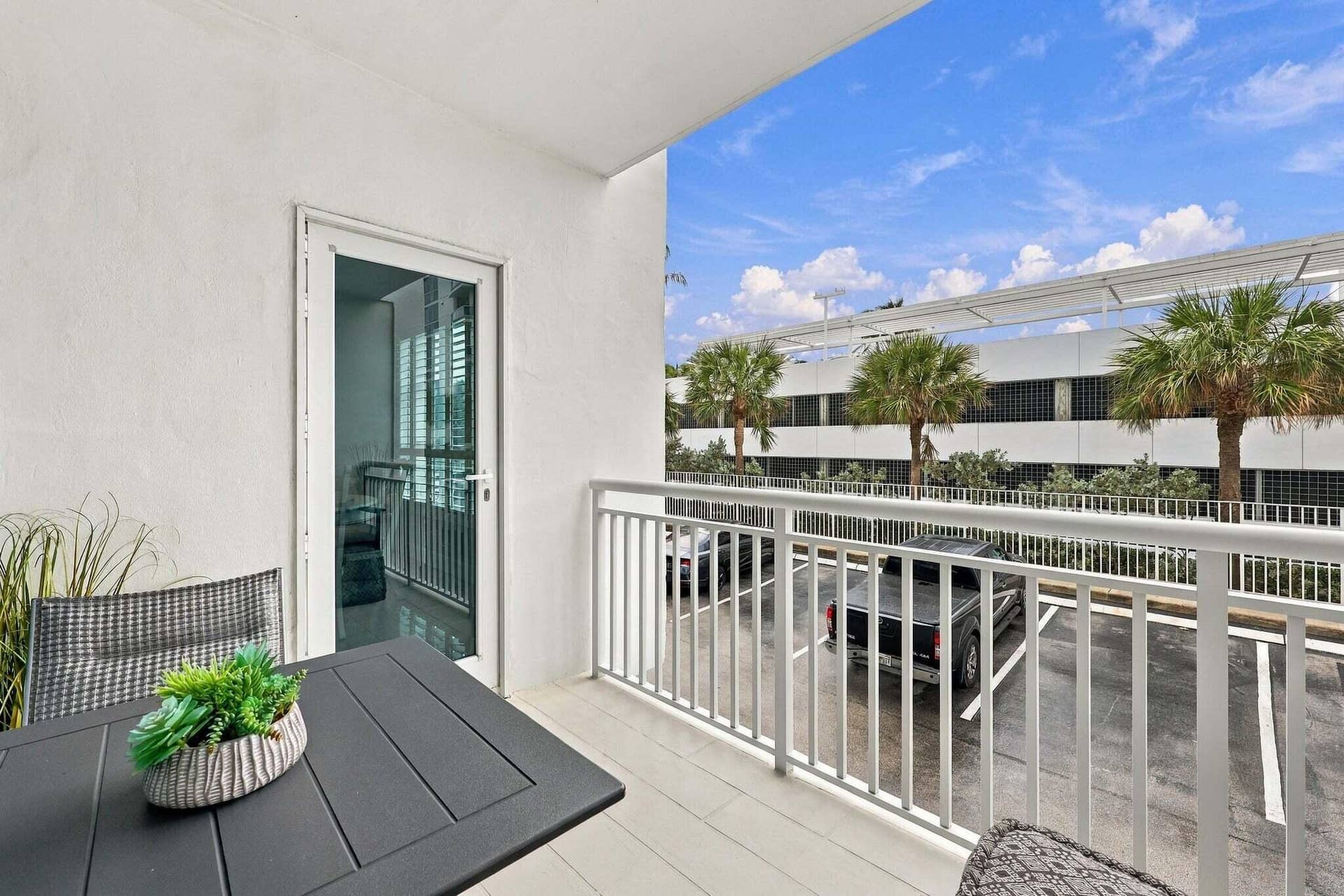 1620 S OCEAN Boulevard, #1E, Lauderdale By The Sea, FL 33062 34-453A8166