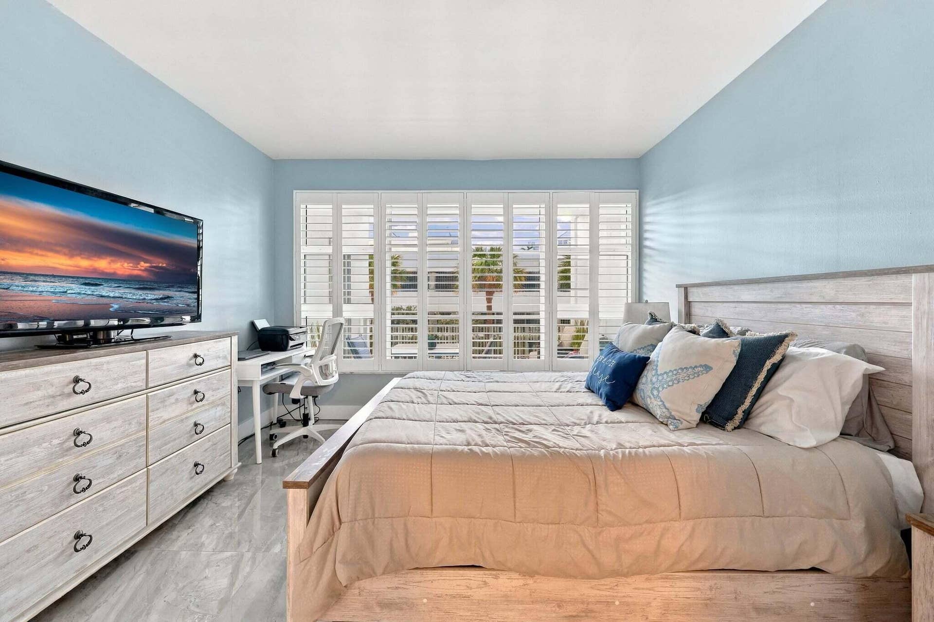 1620 S OCEAN Boulevard, #1E, Lauderdale By The Sea, FL 33062 26-453A8151