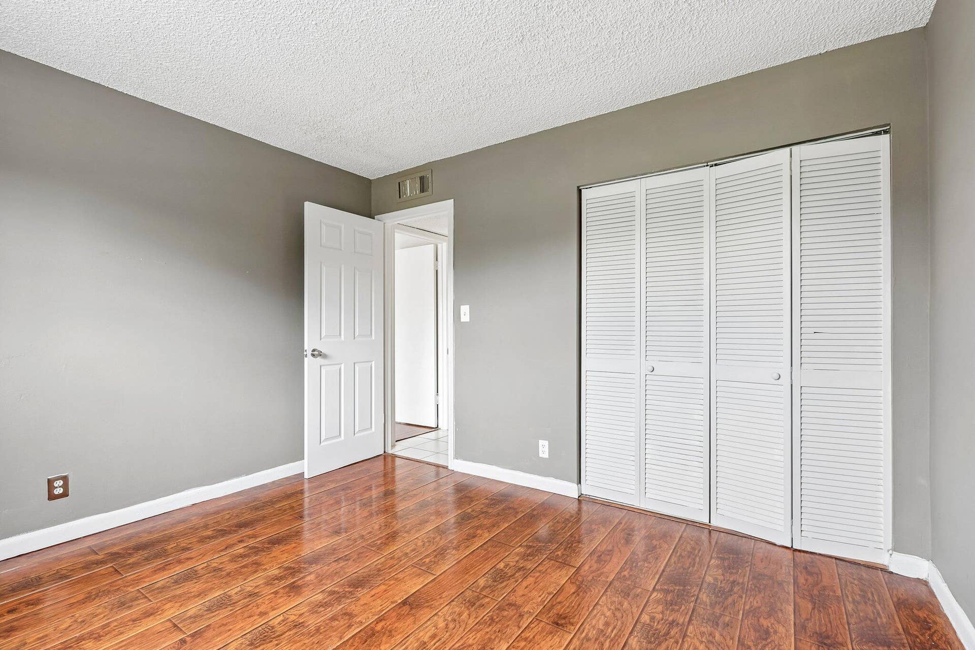 500 NE 2nd Street, #204, Dania Beach, FL 33004 21_Second-Bedroom-Reverse_Original-026