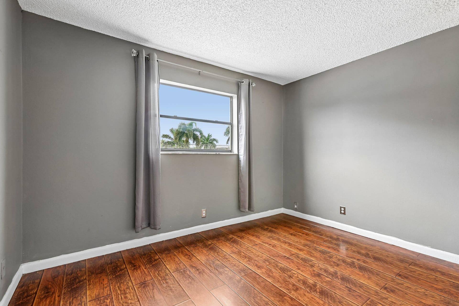 500 NE 2nd Street, #204, Dania Beach, FL 33004 20_Second-Bedroom-Window-Angle_Original-