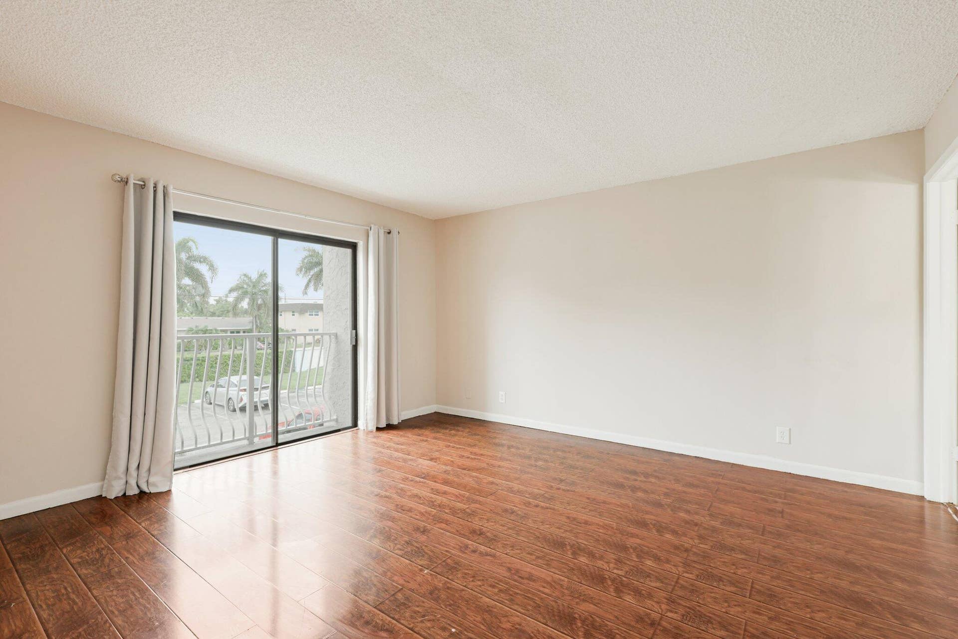 500 NE 2nd Street, #204, Dania Beach, FL 33004 14_Primary-Bedroom-Second-Angle_Original