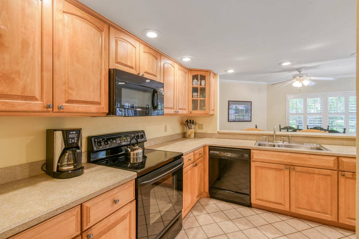 28 Uno Lago Drive, Juno Beach, FL 33408 DSC_0358