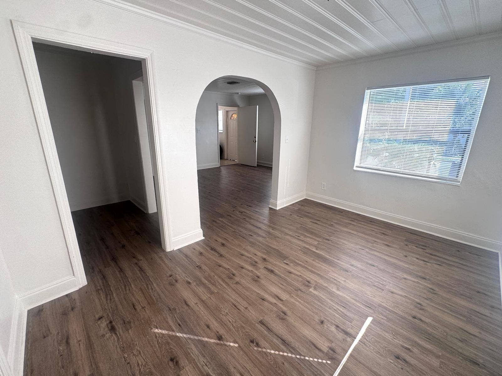 1041 unit 1 - dining area 2