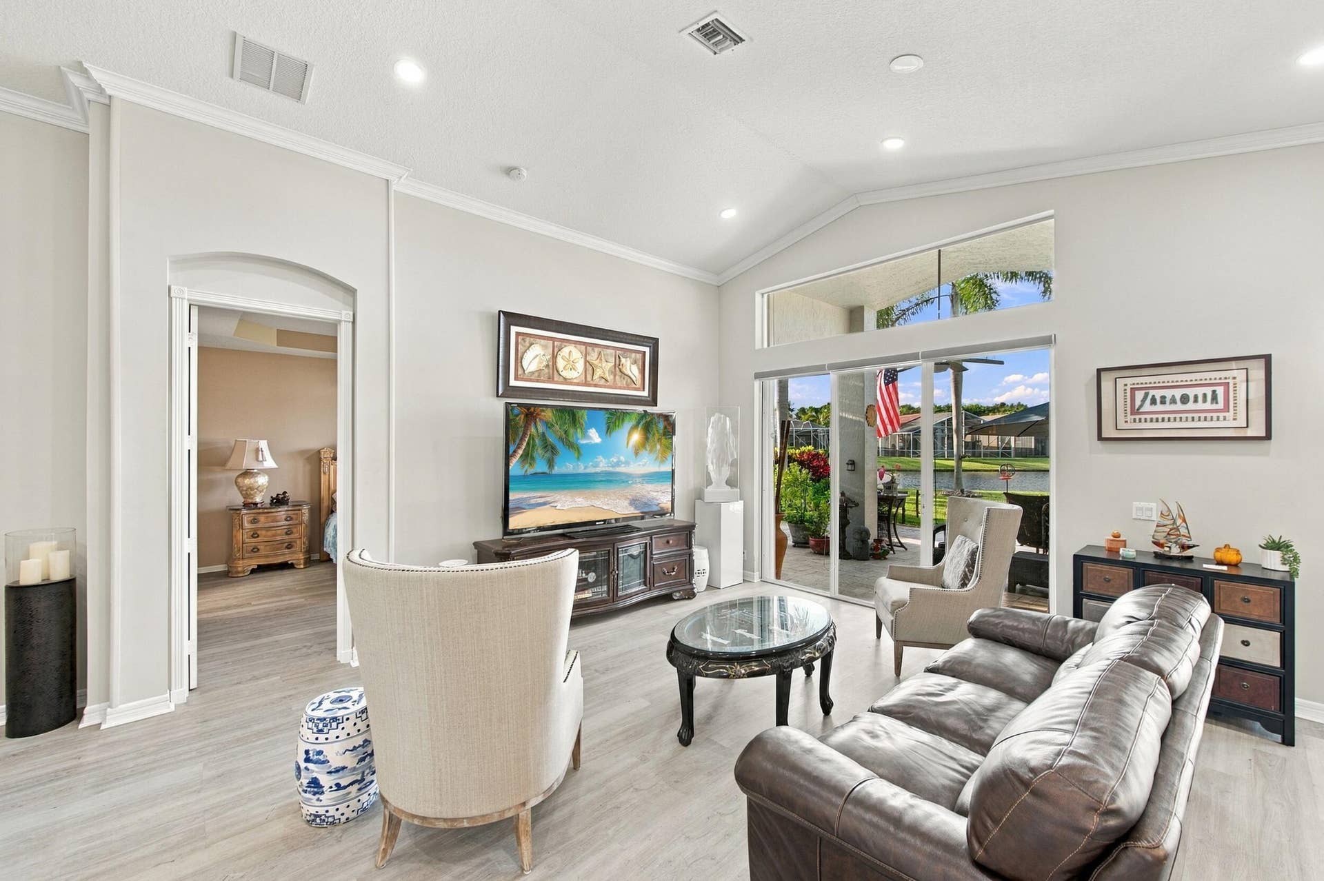 8189 Parini Way, Lake Worth, FL 33467 Living room