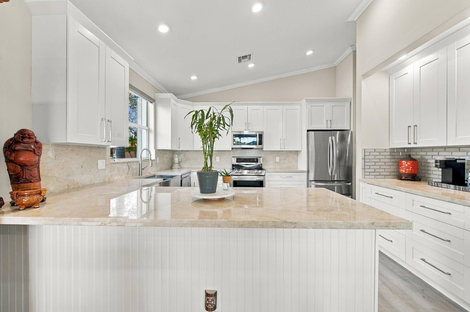 8189 Parini Way, Lake Worth, FL 33467 Kitchen