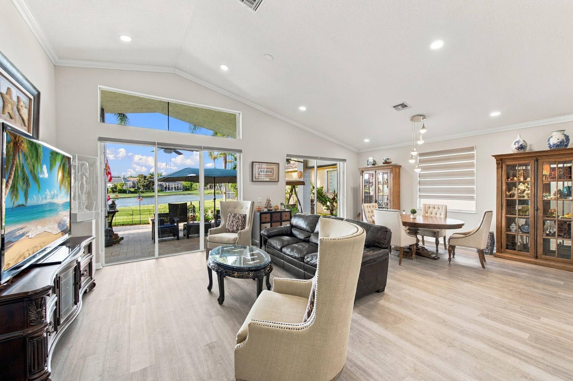 8189 Parini Way, Lake Worth, FL 33467 Living room