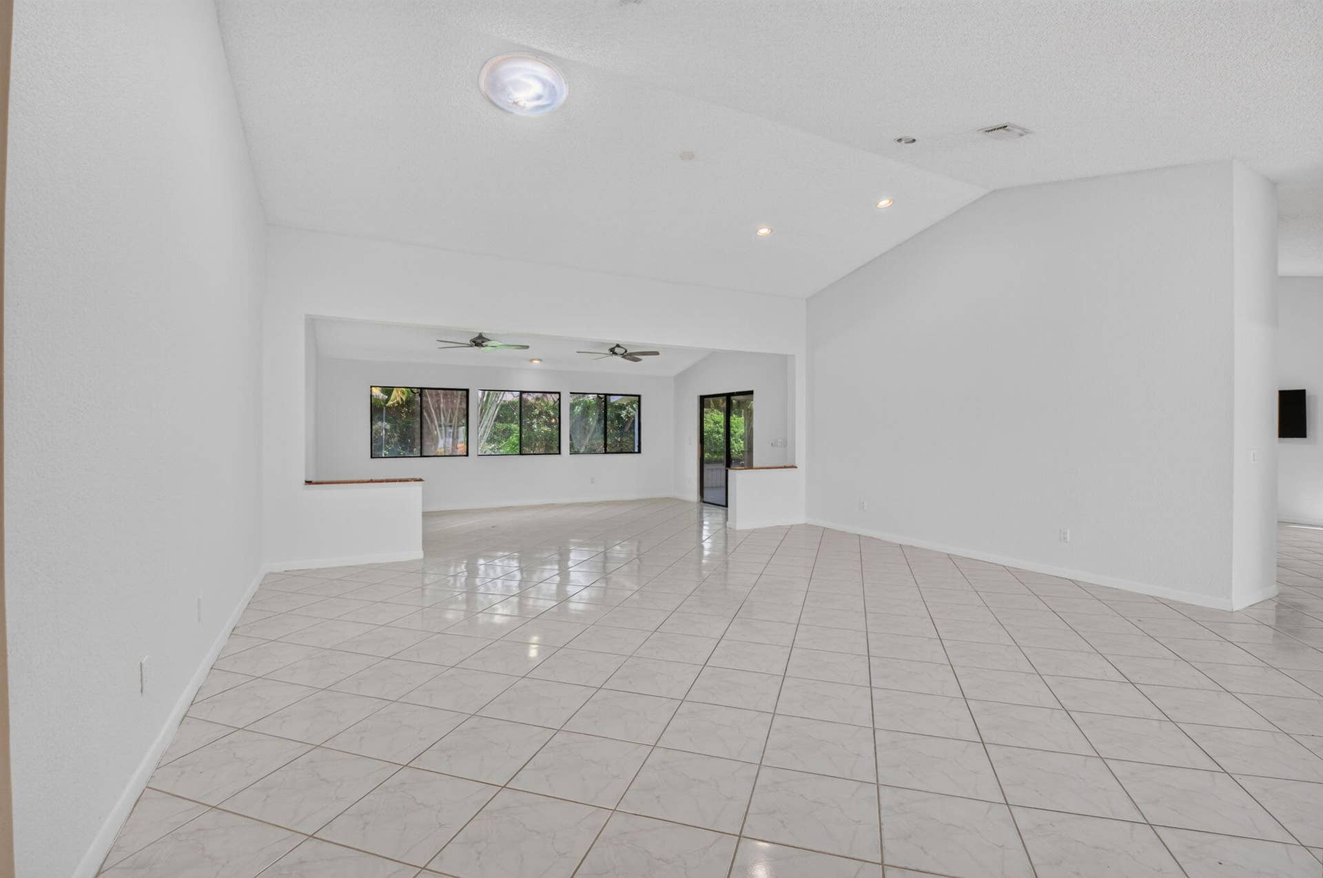 2915 Riviera Drive, Delray Beach, FL 33445 6-web-or-mls-DSC_2079