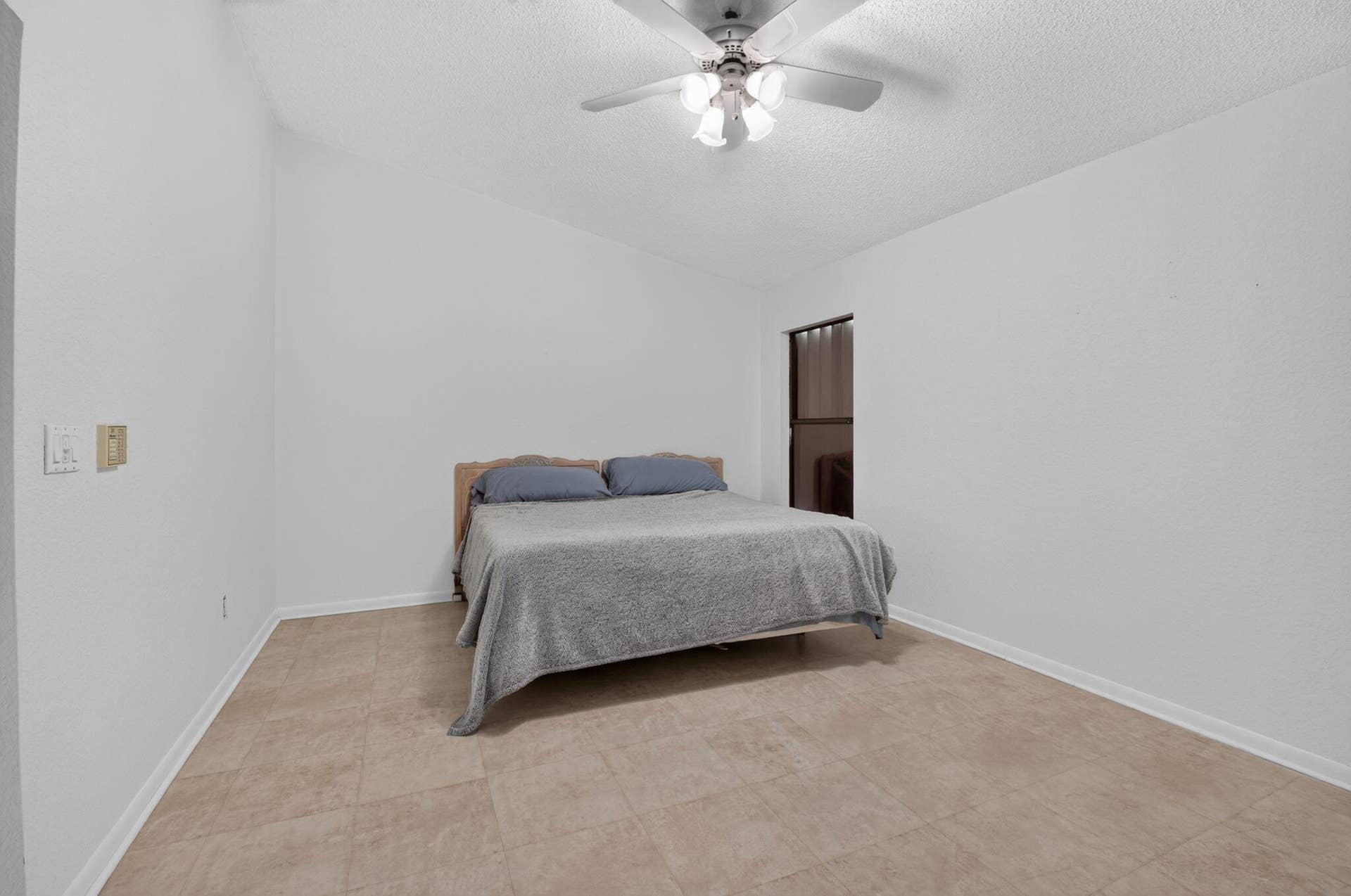 2915 Riviera Drive, Delray Beach, FL 33445 Primary Bedroom