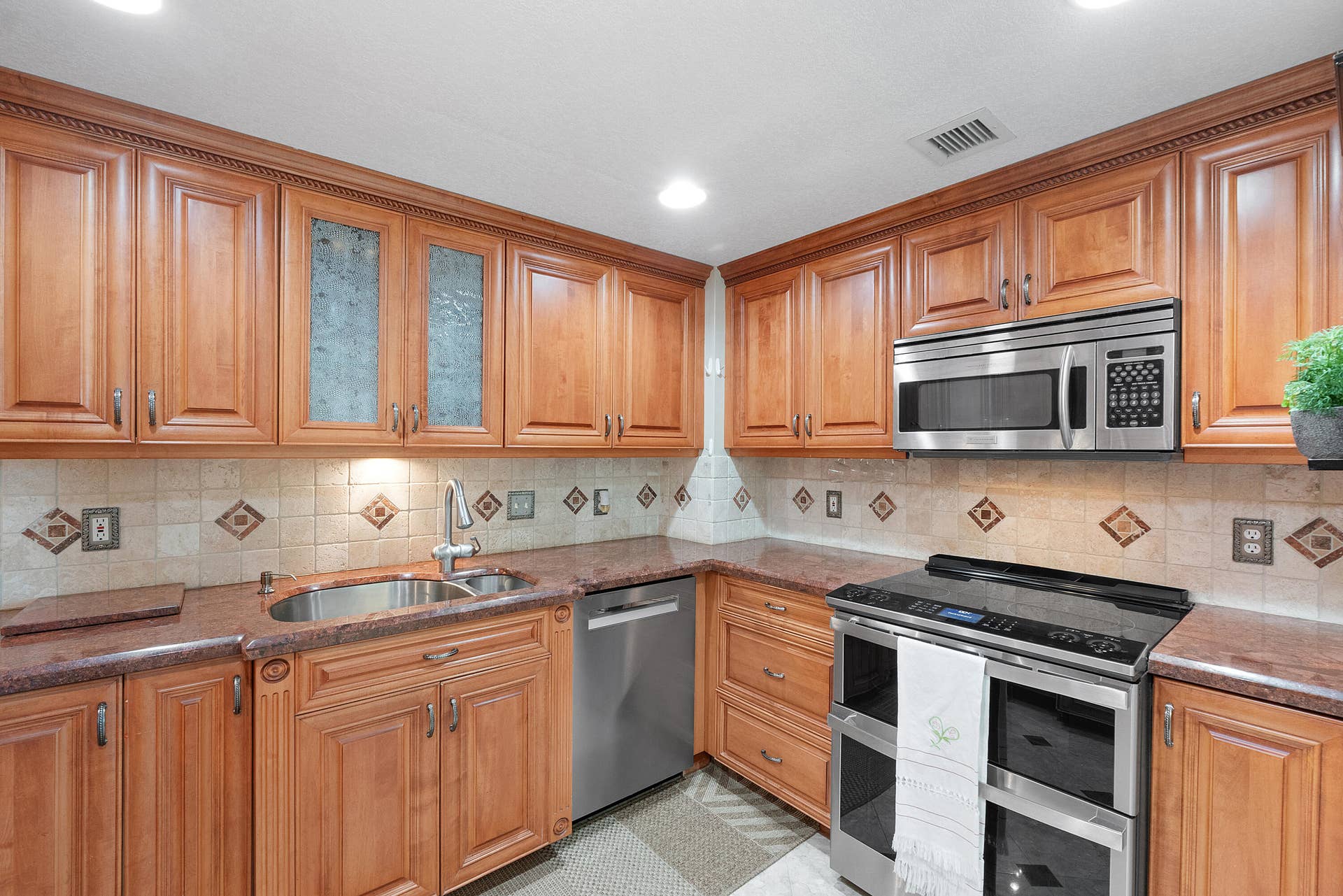 1900 S Ocean Boulevard, #16S, Lauderdale By The Sea, FL 33062 1900 S Ocean Blvd 16S_006
