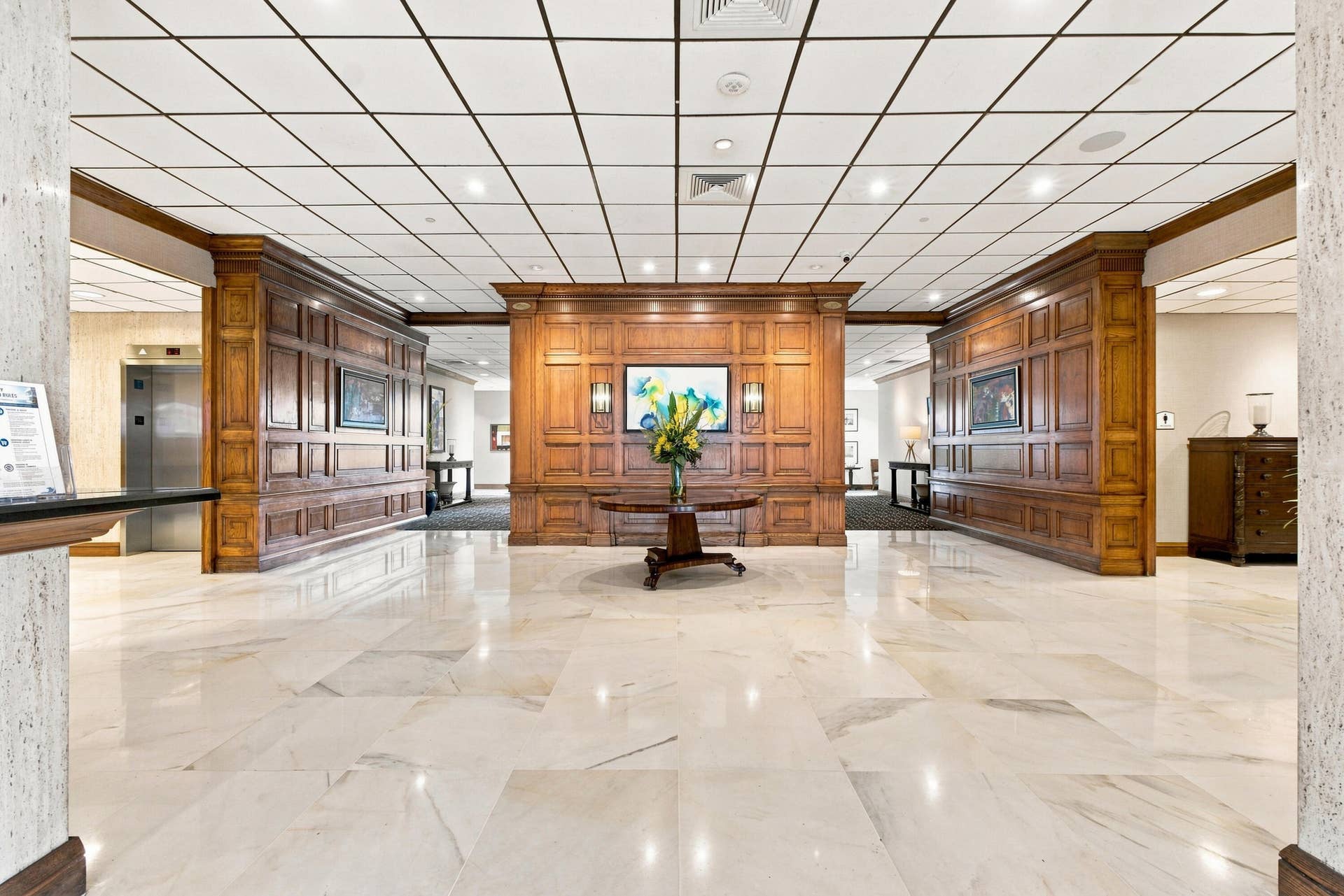 1900 S Ocean Boulevard, #16S, Lauderdale By The Sea, FL 33062 WELCOME - CONCIERGE ON YOUR LEFT