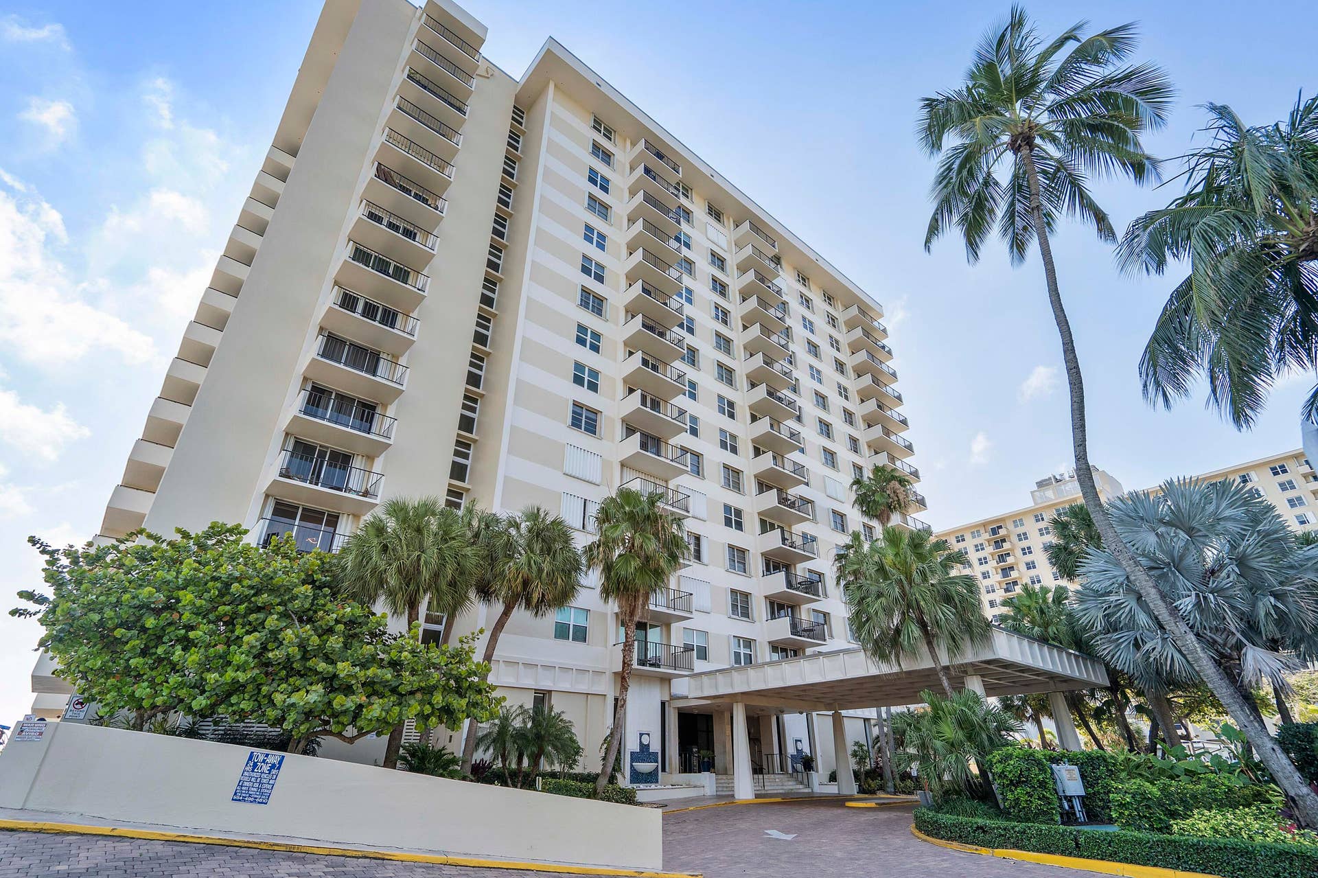 1900 S Ocean Boulevard, #16S, Lauderdale By The Sea, FL 33062 1900 S Ocean Blvd LE_040 (1)