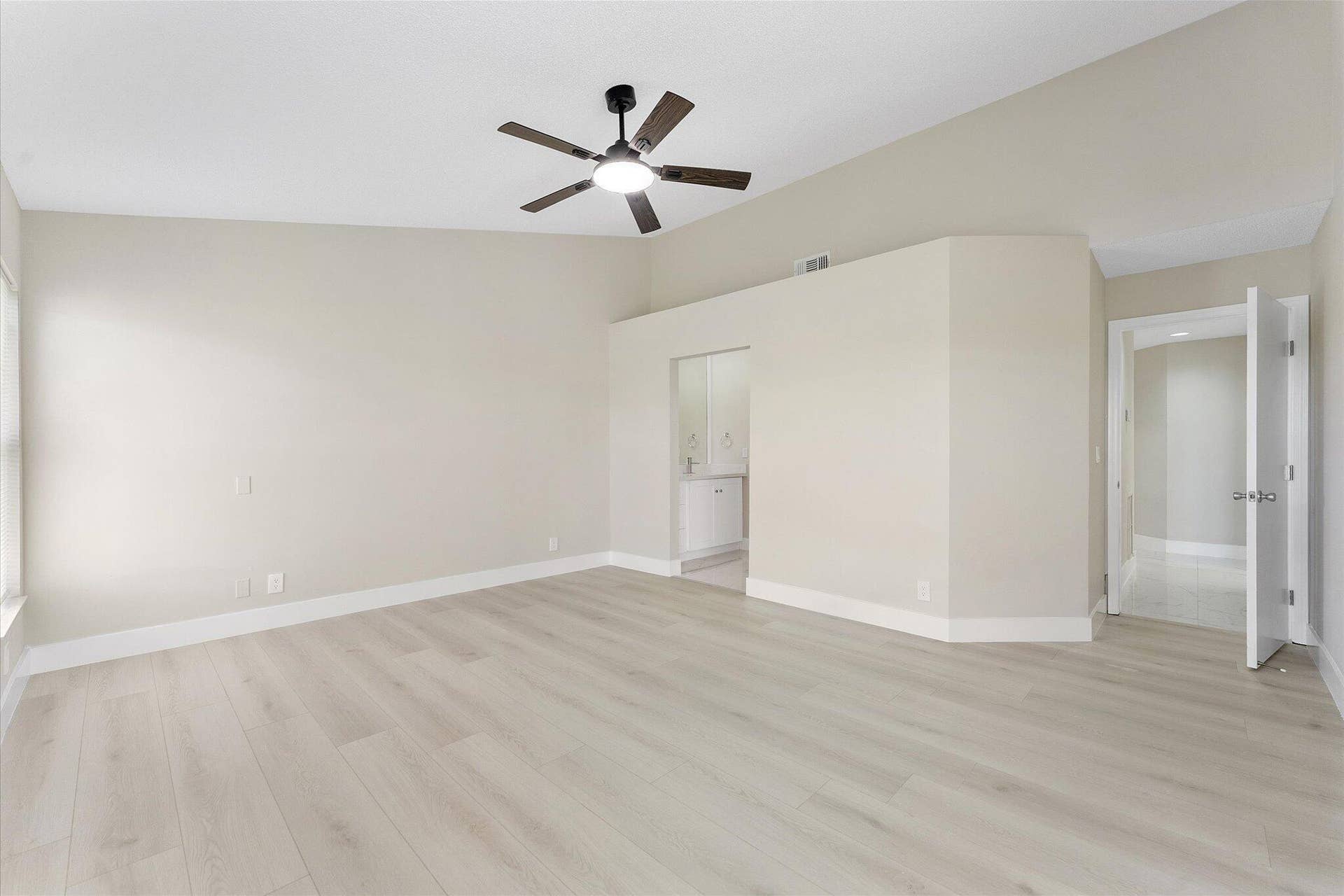 10890 Lakemore Lane, #Unit 201, Boca Raton, FL 33498 21-10890 Lakemore Lane_021