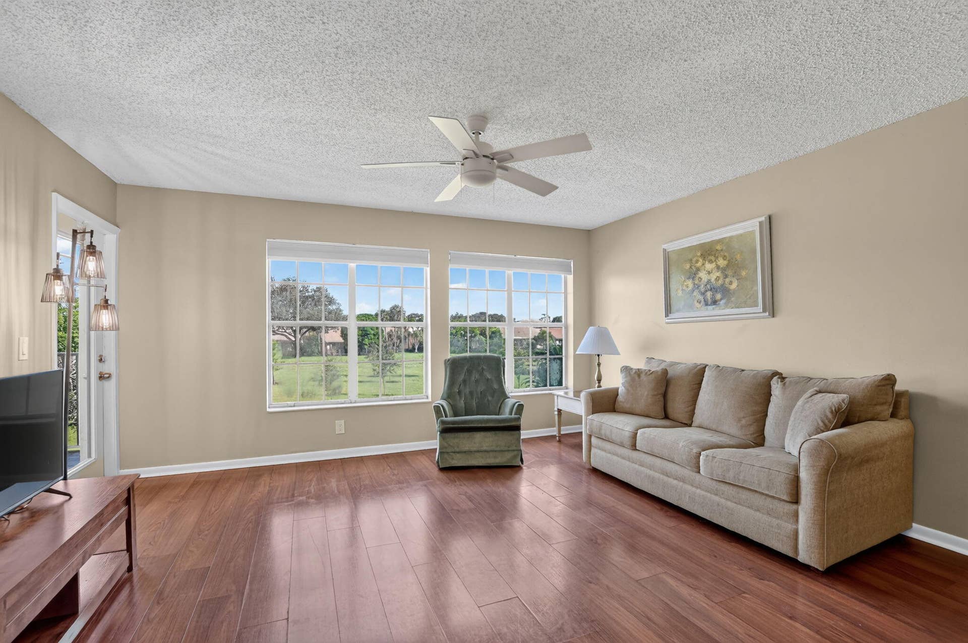 6284 La Costa Drive, #E, Boca Raton, FL 33433 Living room