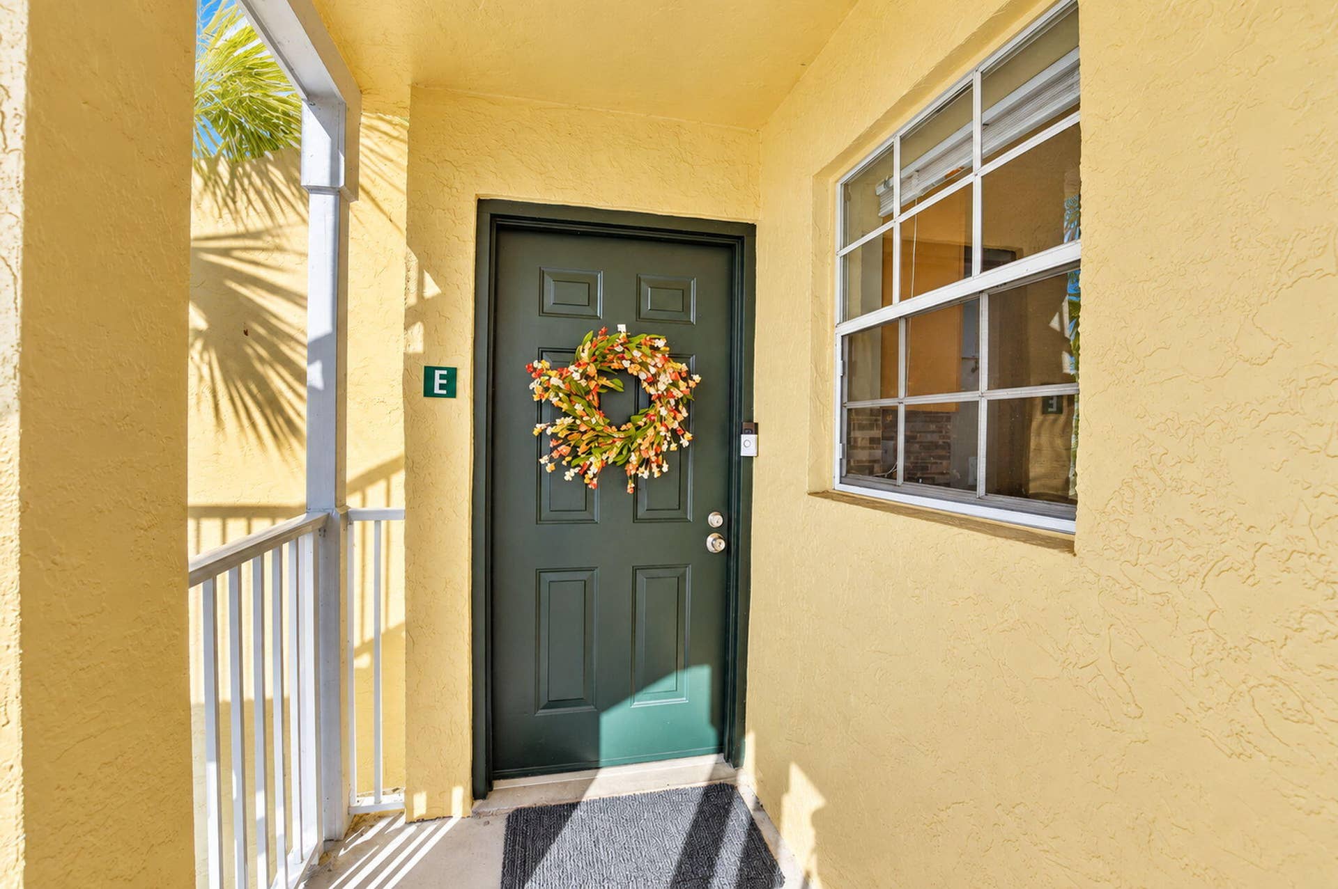 6284 La Costa Drive, #E, Boca Raton, FL 33433 Front door