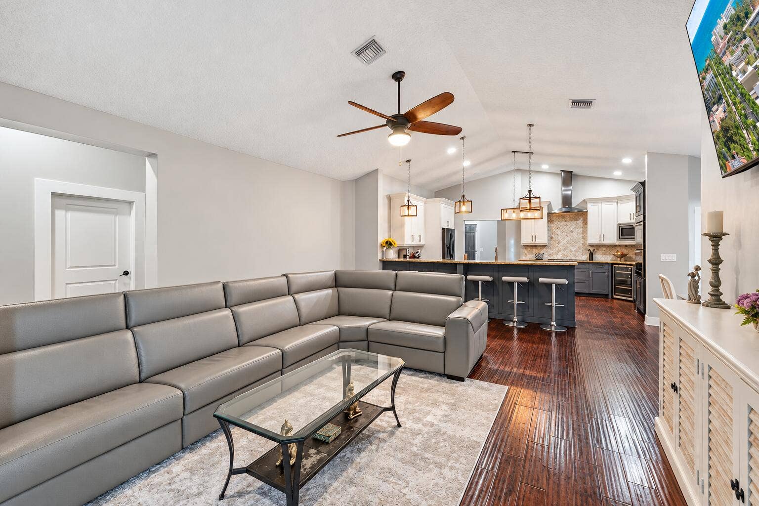 Modern Open-Concept Living and Kitchen