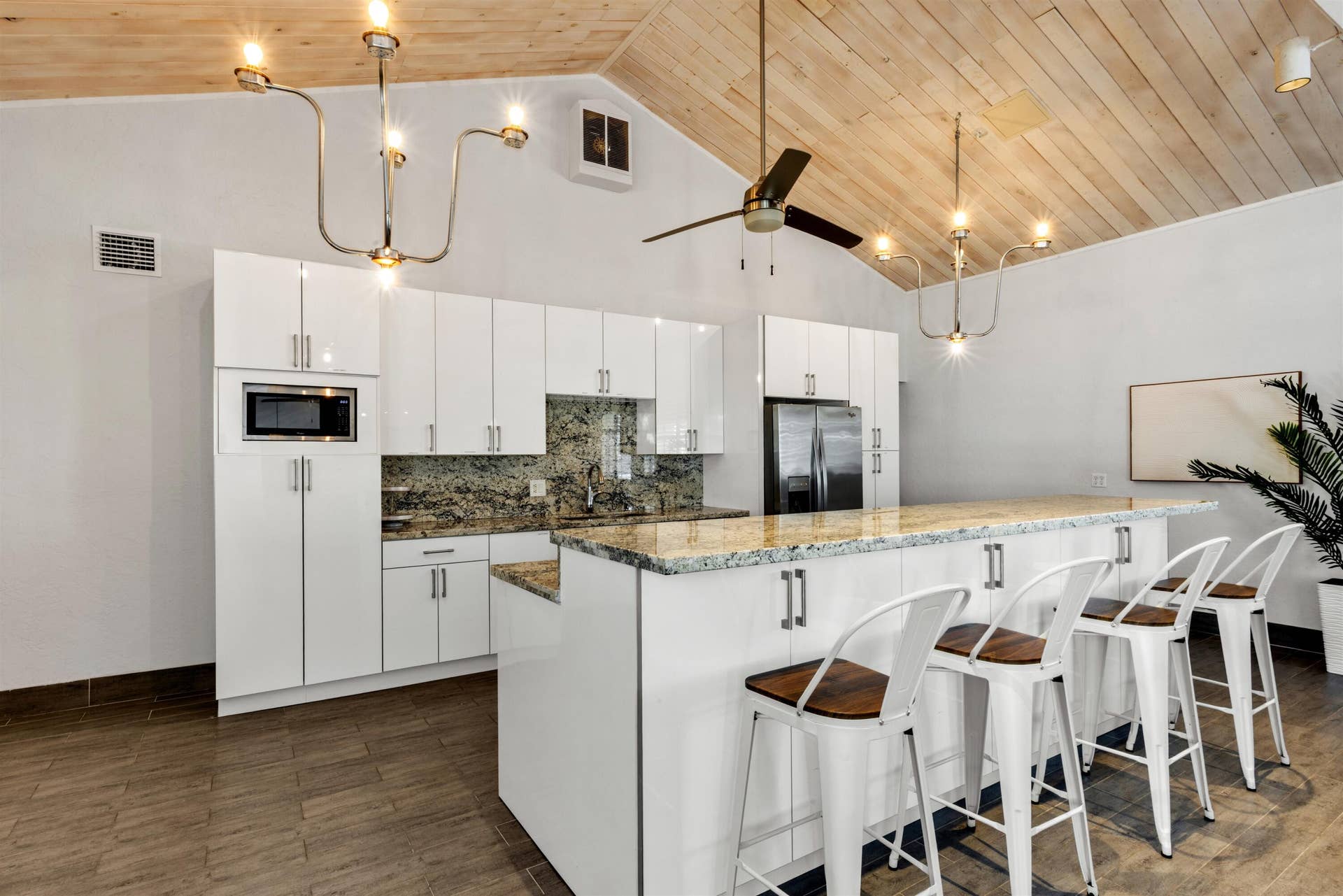 419 E Atlantic Avenue, Delray Beach, FL 33483 KITCHEN_ANGLE_RIGHT