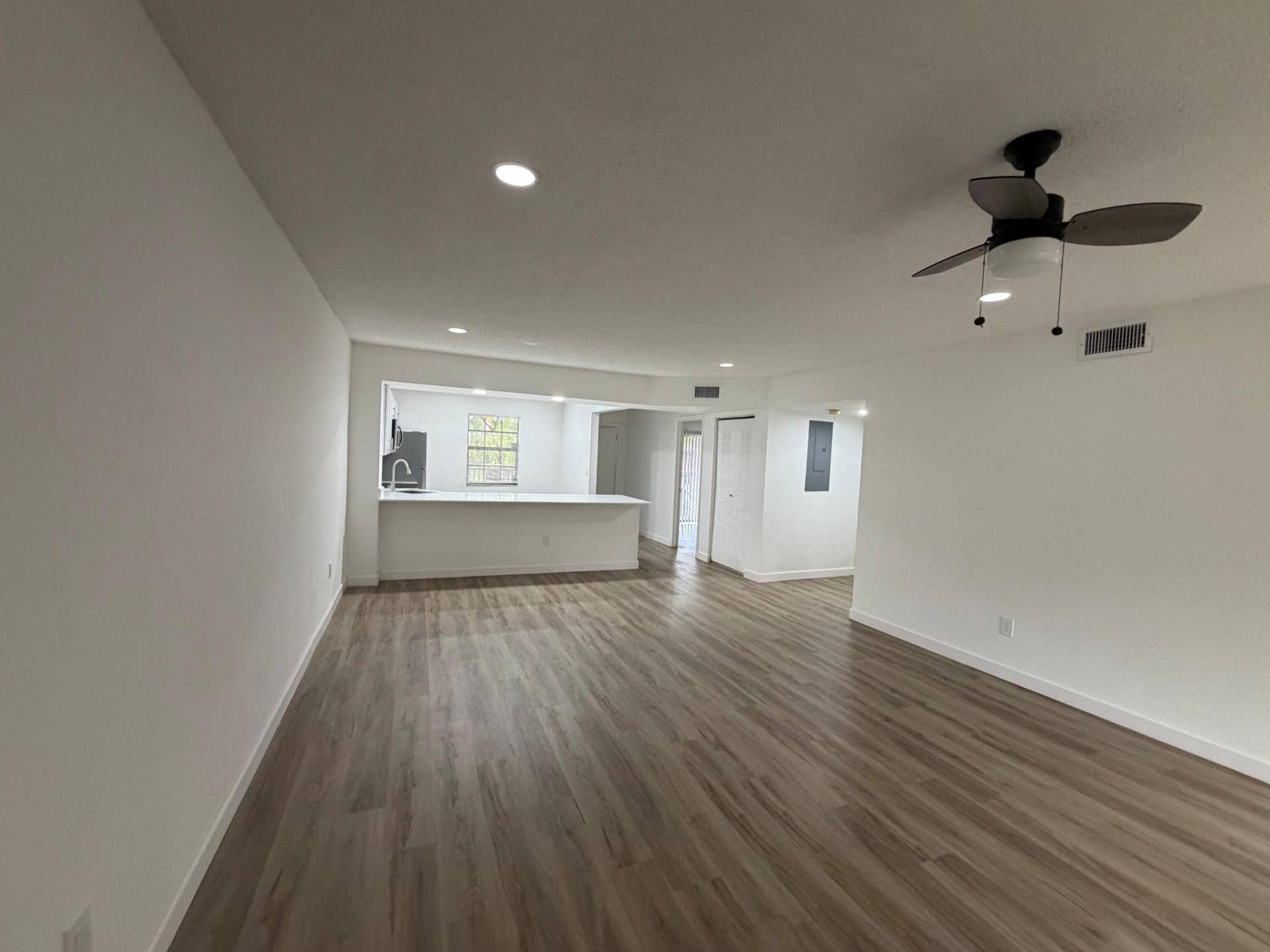 1520 NW 45TH Street, #A, Deerfield Beach, FL 33064 Liv 2