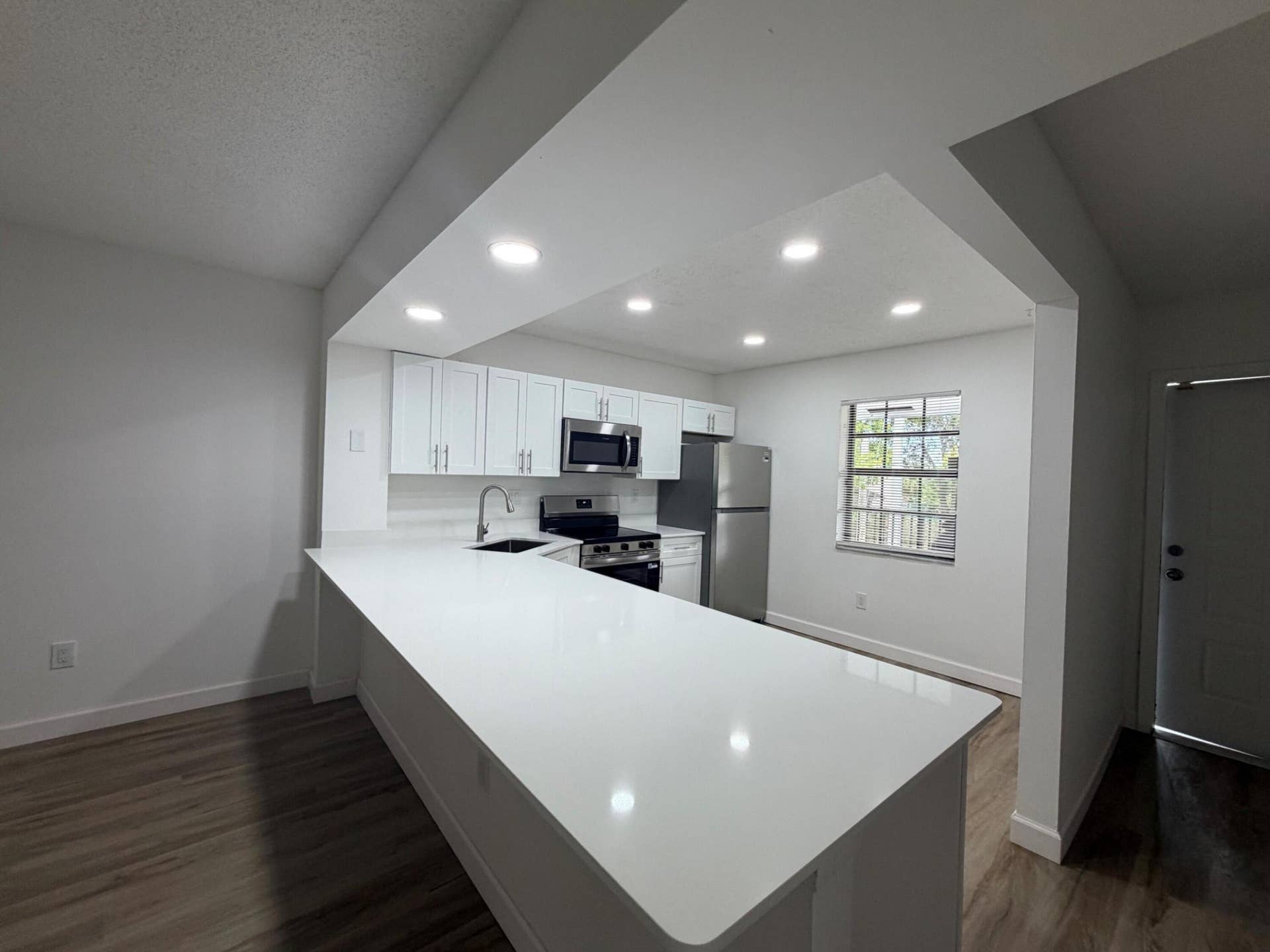 1520 NW 45TH Street, #A, Deerfield Beach, FL 33064 Kit