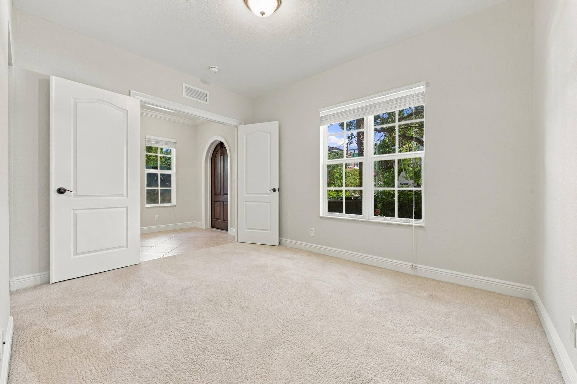 601 S Federal Highway, #25, Lake Worth, FL 33460 Downstairs Bedroom